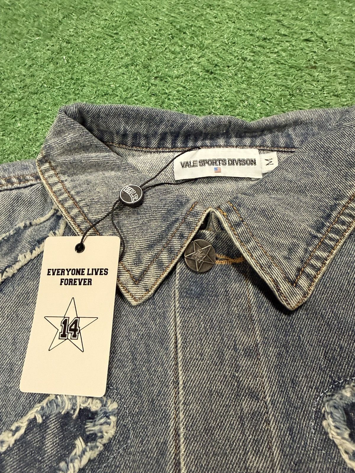 Vale Vale distressed denim jacket sized x large Size US XL / EU 56 / 4 - 3 Thumbnail