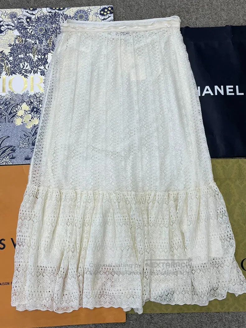 Dior Dior White mesh skirt Size 27" / US 4 / IT 40 - 2 Thumbnail