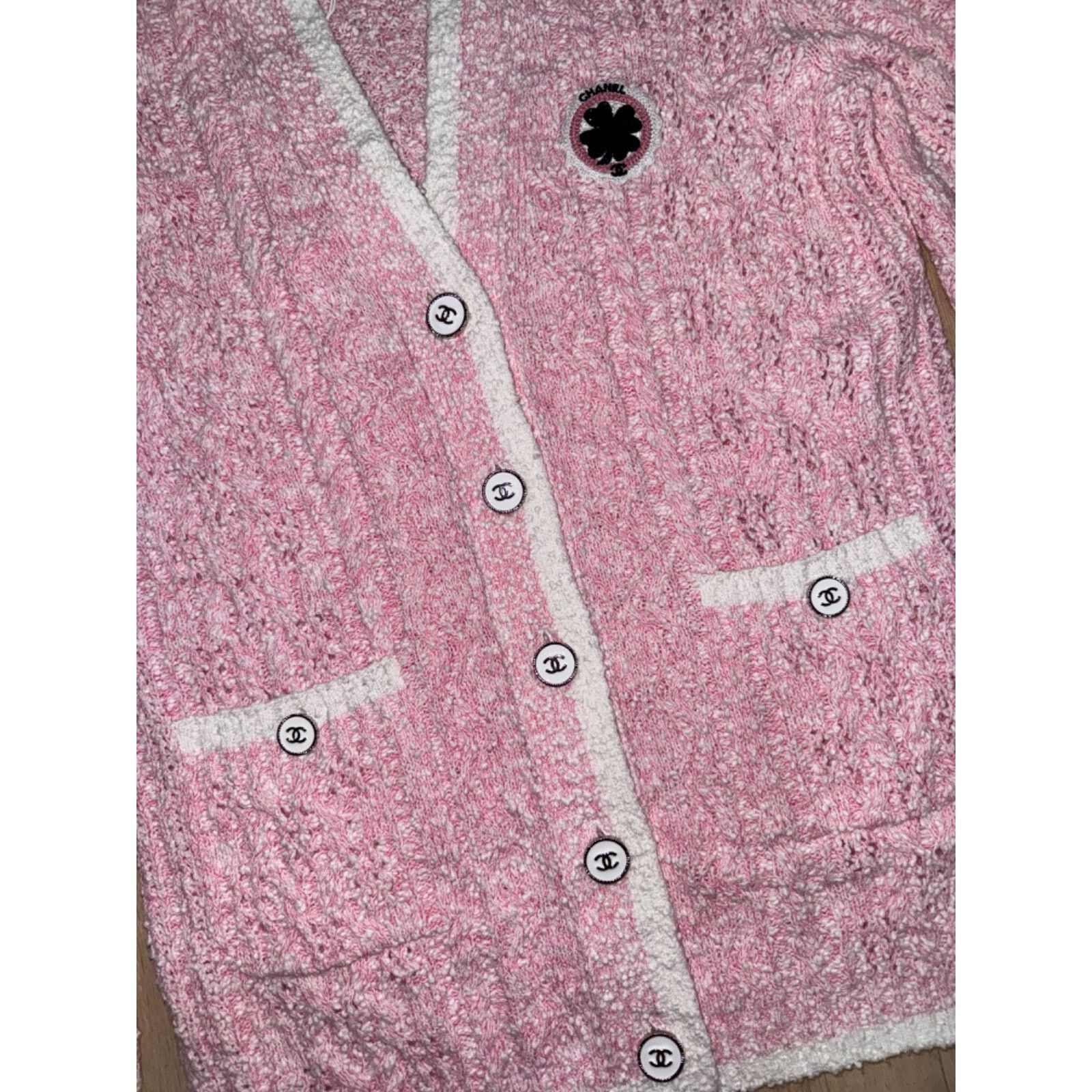 Chanel Chanel 24P Pink White Knit Boucle CC Logo Button Long Size XS / US 0-2 / IT 36-38 - 9 Thumbnail