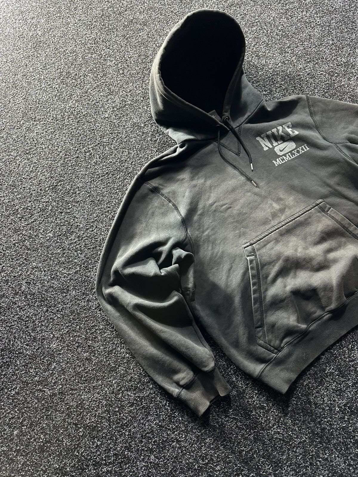 Nike × Vintage 🚨NIKE VINTAGE CENTER LOGO OVERSIZE BOXY HOODIE Size US M / EU 48-50 / 2 - 2 Thumbnail
