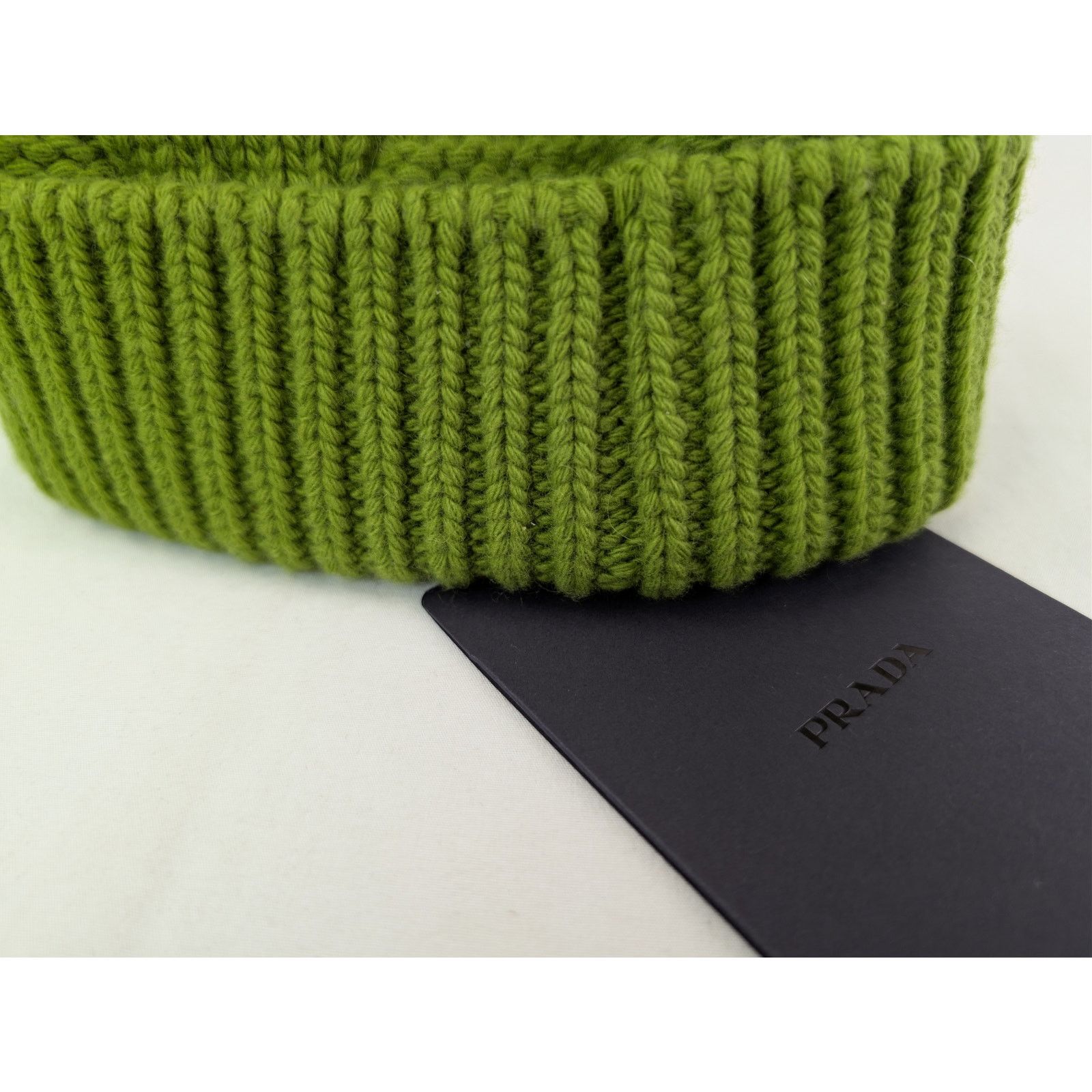 Prada o1rshd1 Size: M / Beanie Cap / Hat in Green Size ONE SIZE - 9 Thumbnail