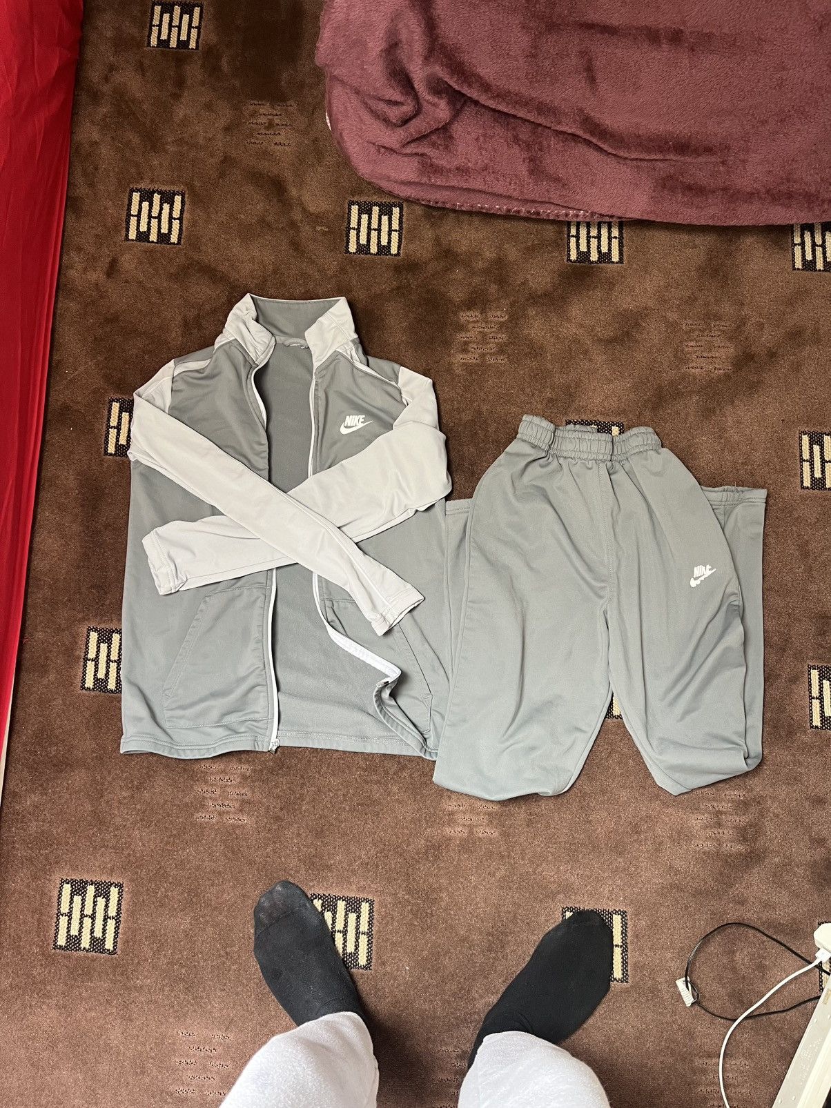 Nike Nike grey tracksuit Size US S / EU 44-46 / 1 - 1 Thumbnail