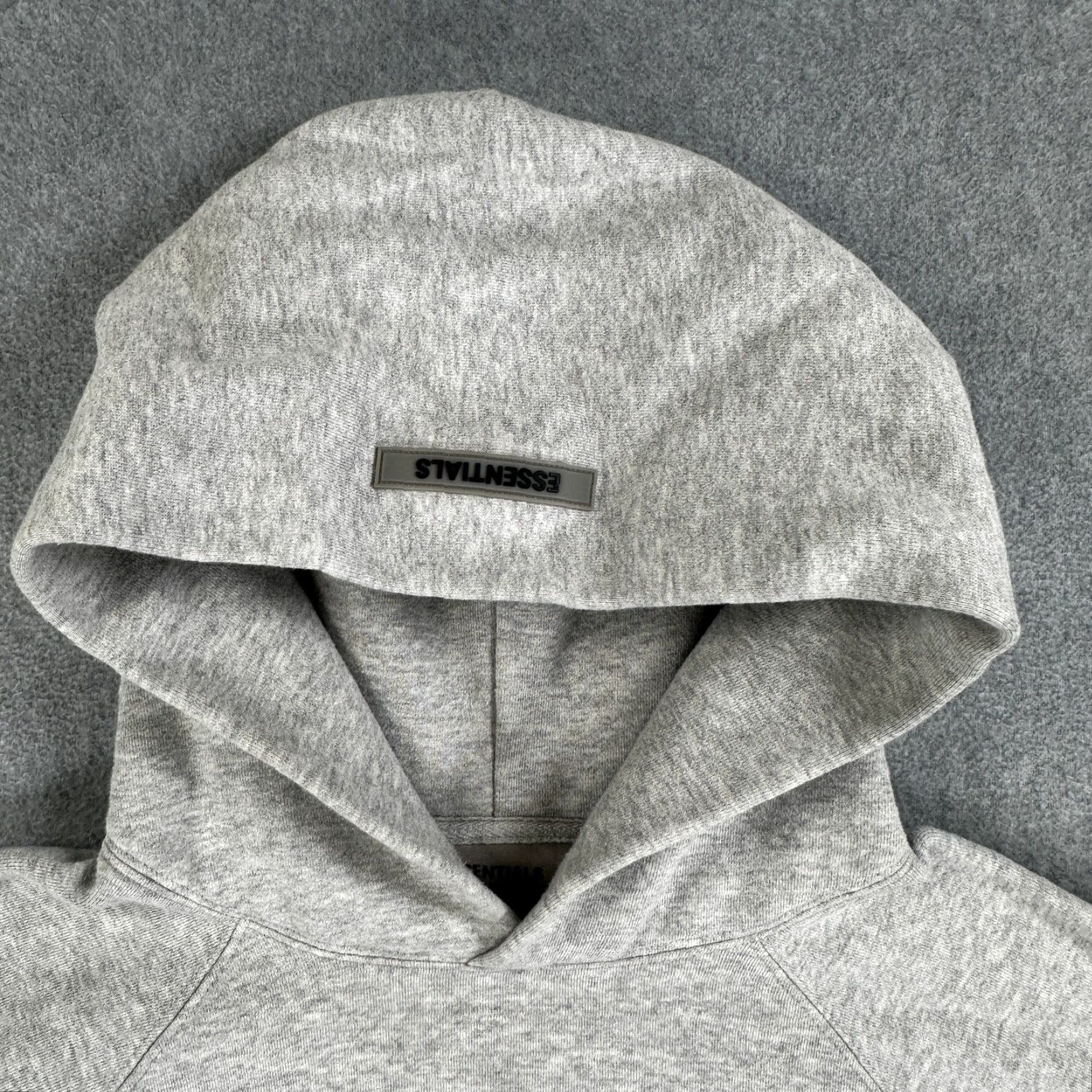 Vintage Fear Of God Essentials Hoodie Mens Small Gray Fleece Pullover Logo Sweatshirt Size US S / EU 44-46 / 1 - 3 Thumbnail