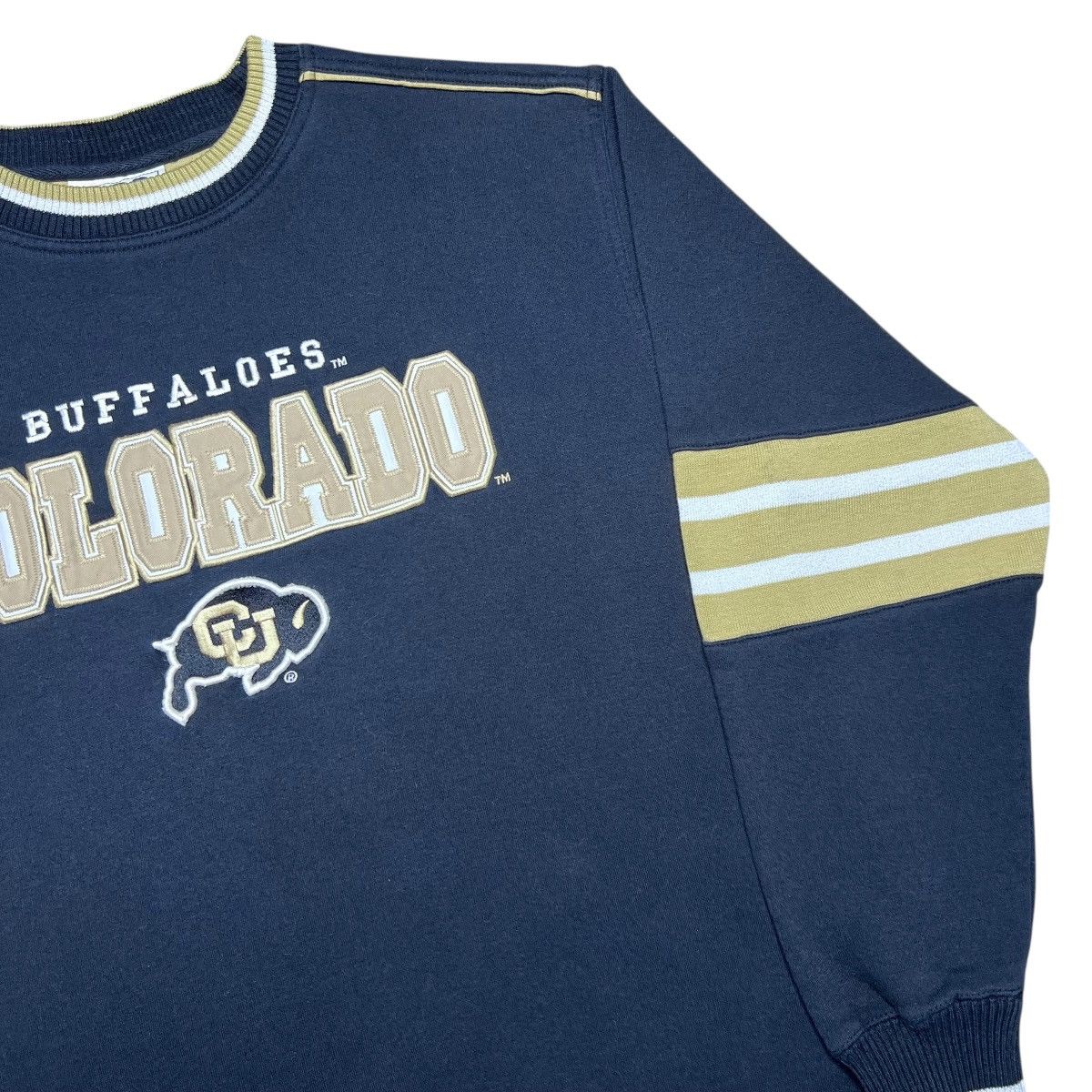 NCAA 90s NCAA Colorado Buffaloes Lee Sport Embroidered Sweatshirt Size US L / EU 52-54 / 3 - 15 Thumbnail