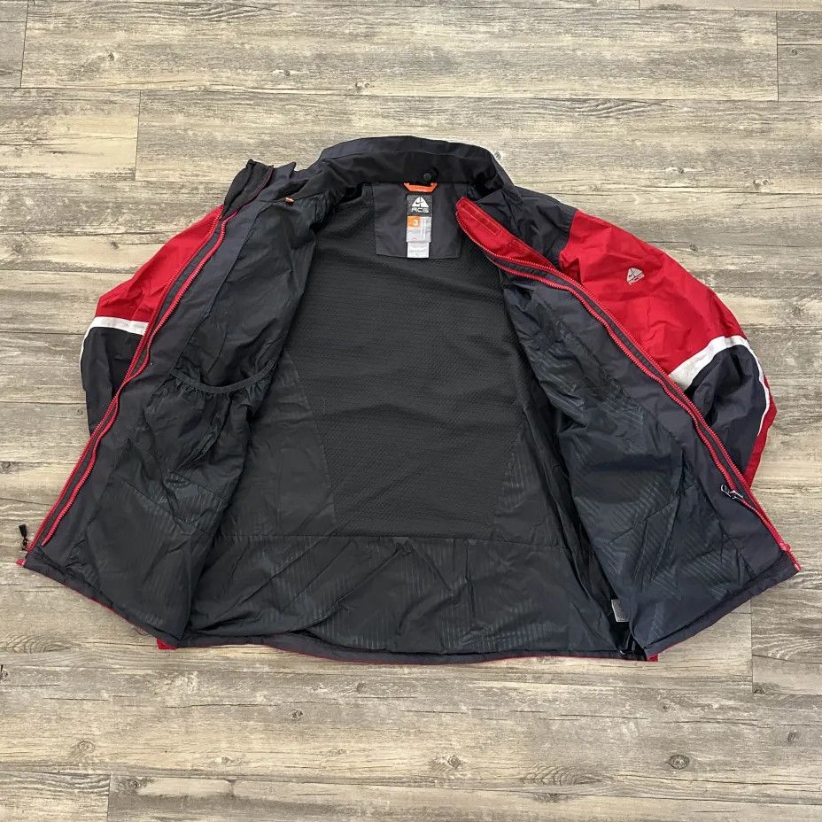 Vintage Nike ACG Out Storm Gore-tex Style Ski Jacket