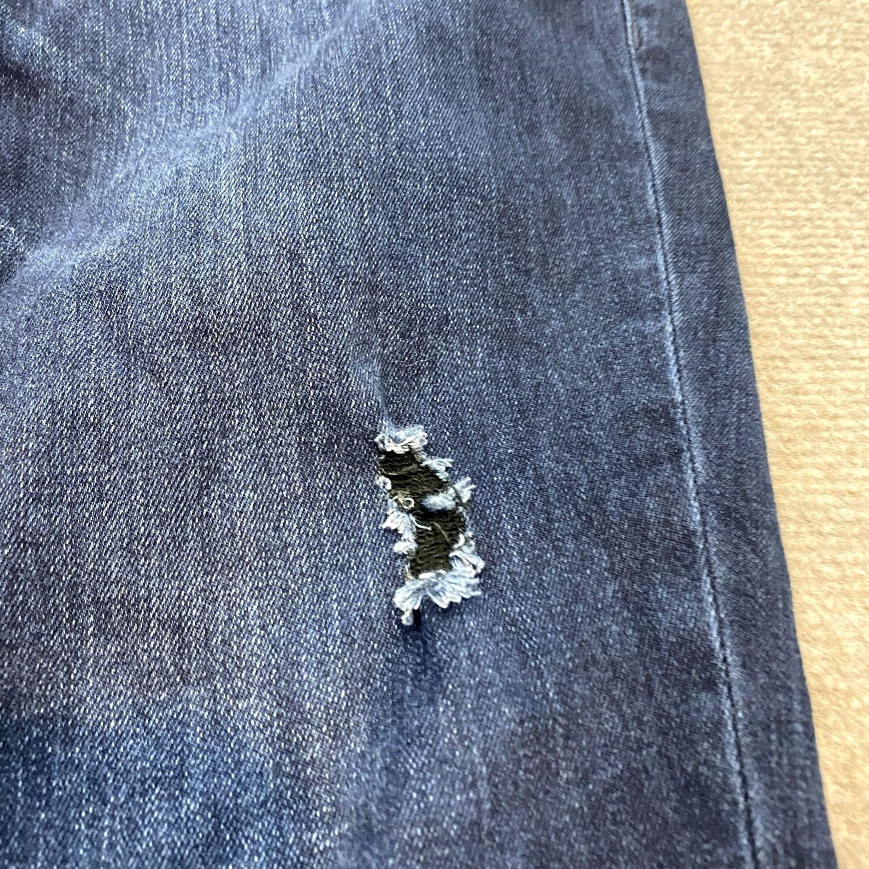 Vintage Cabi Jeans Women's Blue Skinny Distressed Stretch Size 8 Size 30" / US 8 / IT 44 - 4 Thumbnail