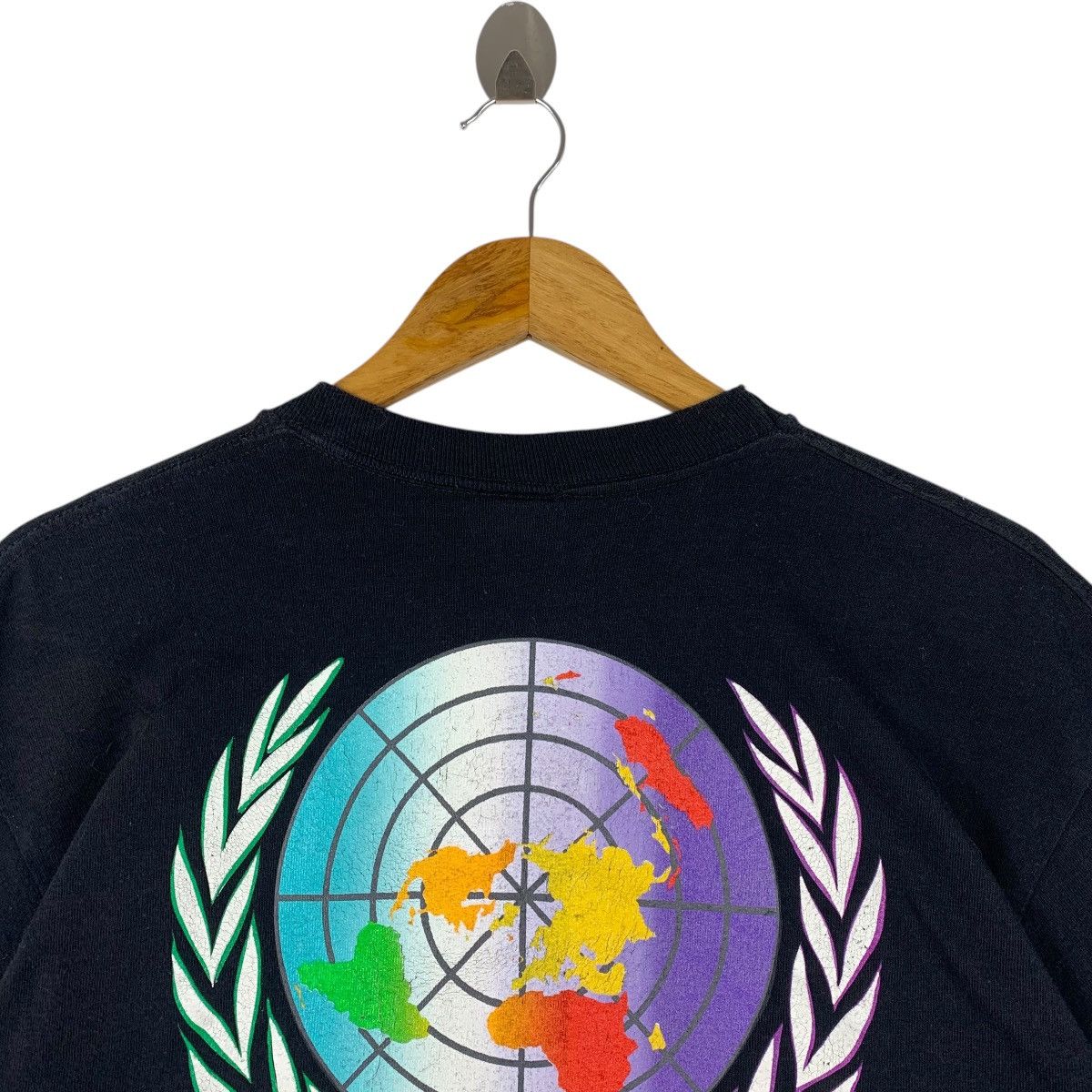 Vintage Vintage 90s UNITED NATION (UN) Big logo printed tee Size US M / EU 48-50 / 2 - 10 Thumbnail