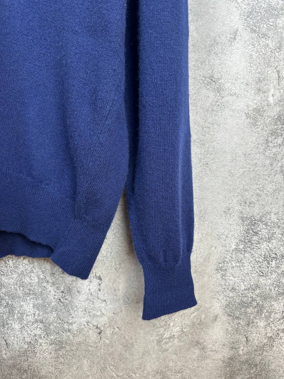 Barrie Barrie 100% Pure Cashmere Sweater Scotland V-Neck VTG Jumper Size US XL / EU 56 / 4 - 8 Thumbnail