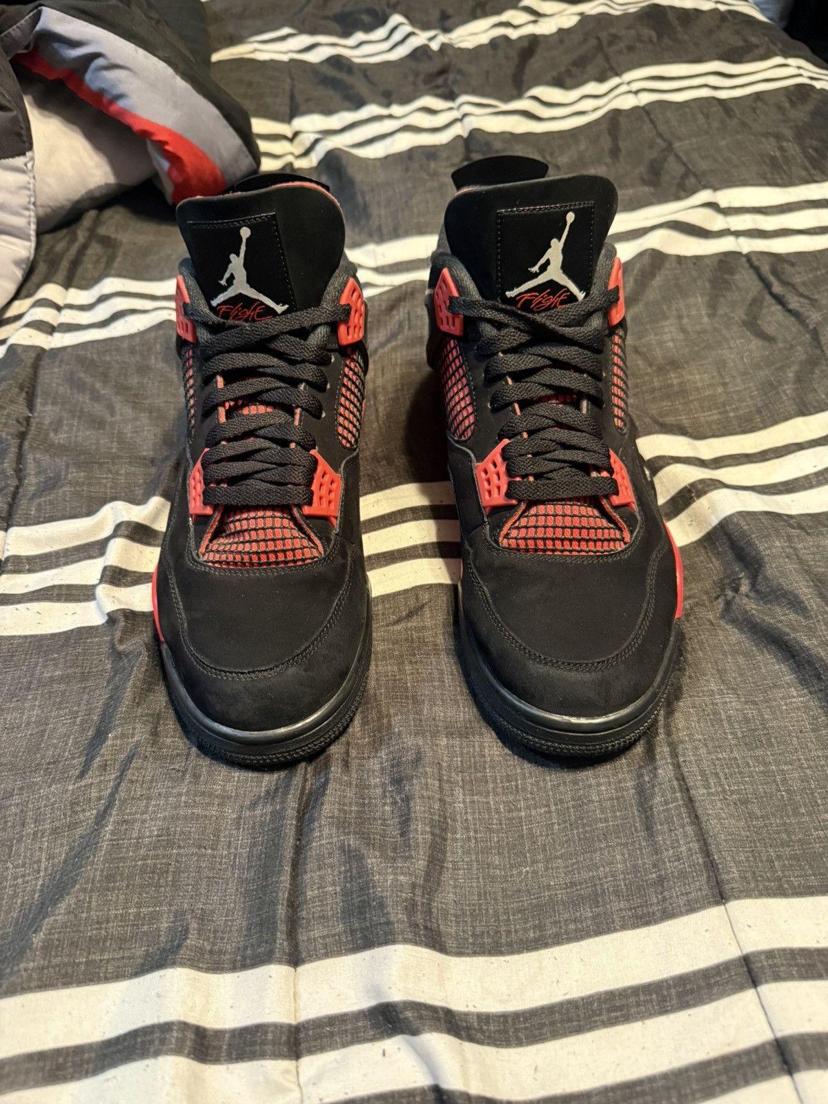 Jordan Brand Jordan 4 Red Thunder’s Size US 13 / EU 46 - 3 Thumbnail