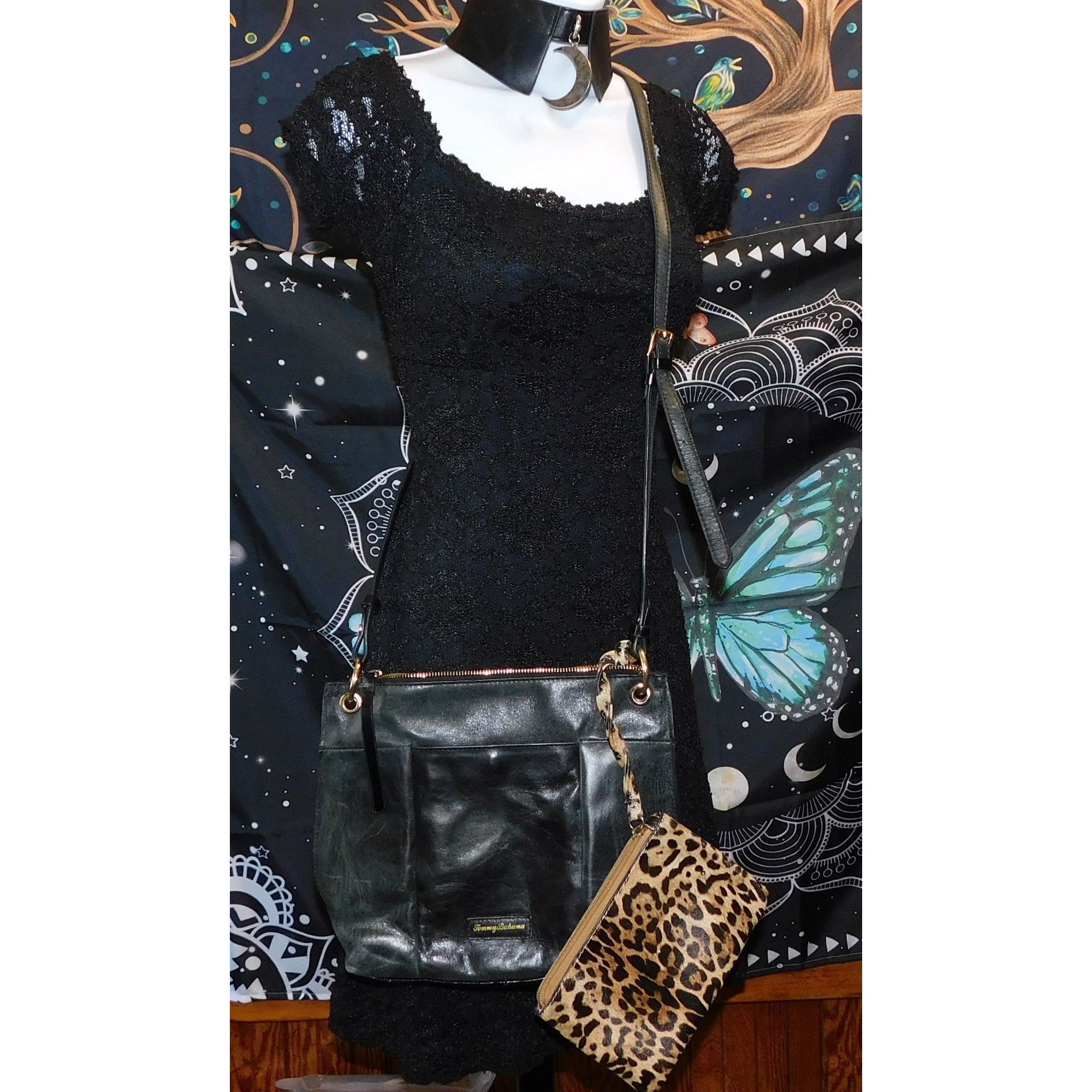 Tommy Bahama Tommy Bahama Ipis Leather Zip Crossbody Bag Size ONE SIZE - 5 Thumbnail