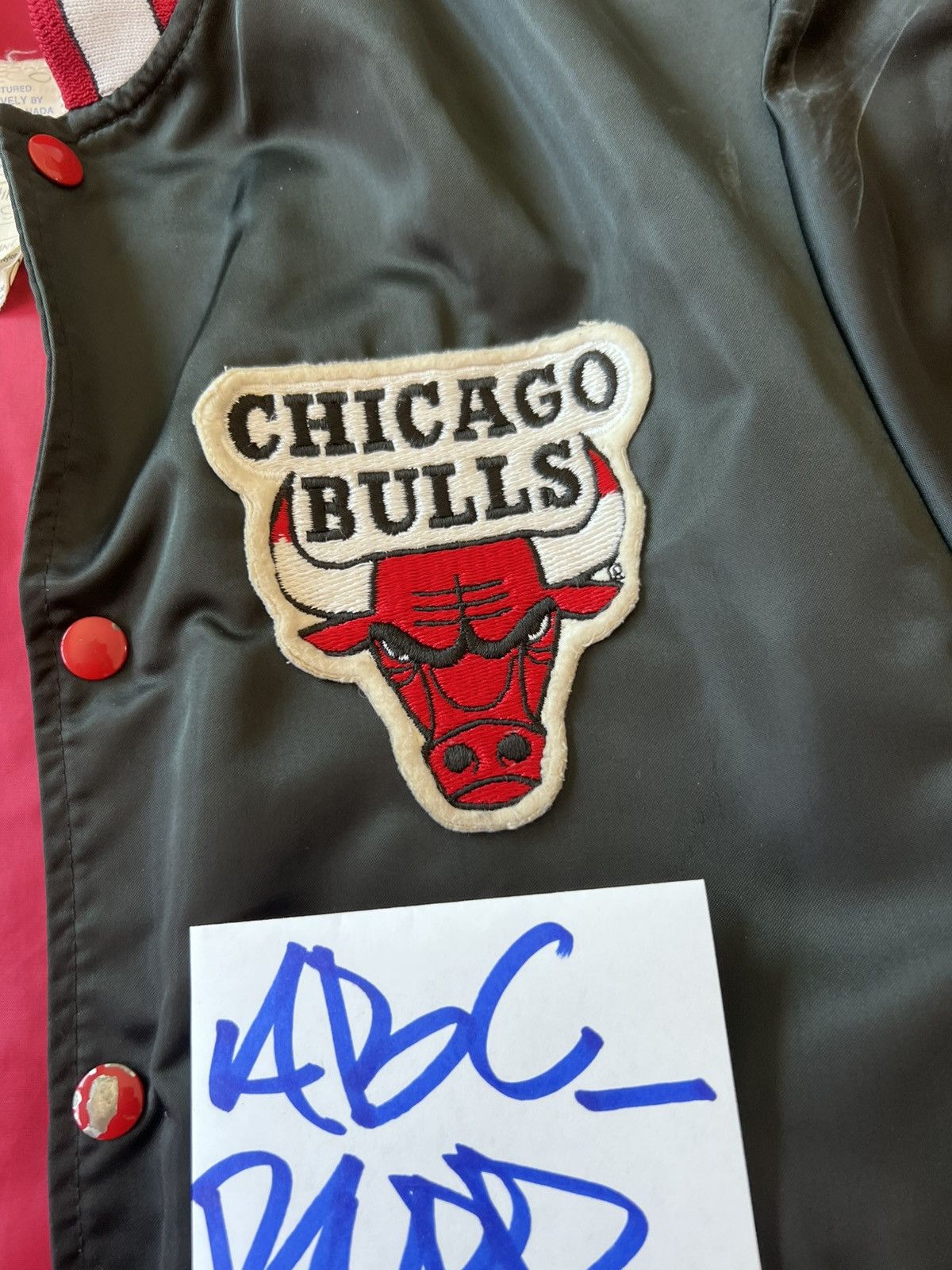NBA Vintage 80’s/90’s Satin Bulls Jacket M Size US M / EU 48-50 / 2 - 5 Thumbnail