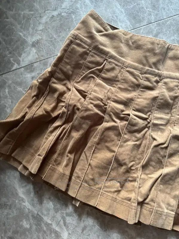 Burberry Burberry Brown Cotton Blend Short Skirt. Size 23" - 2 Thumbnail