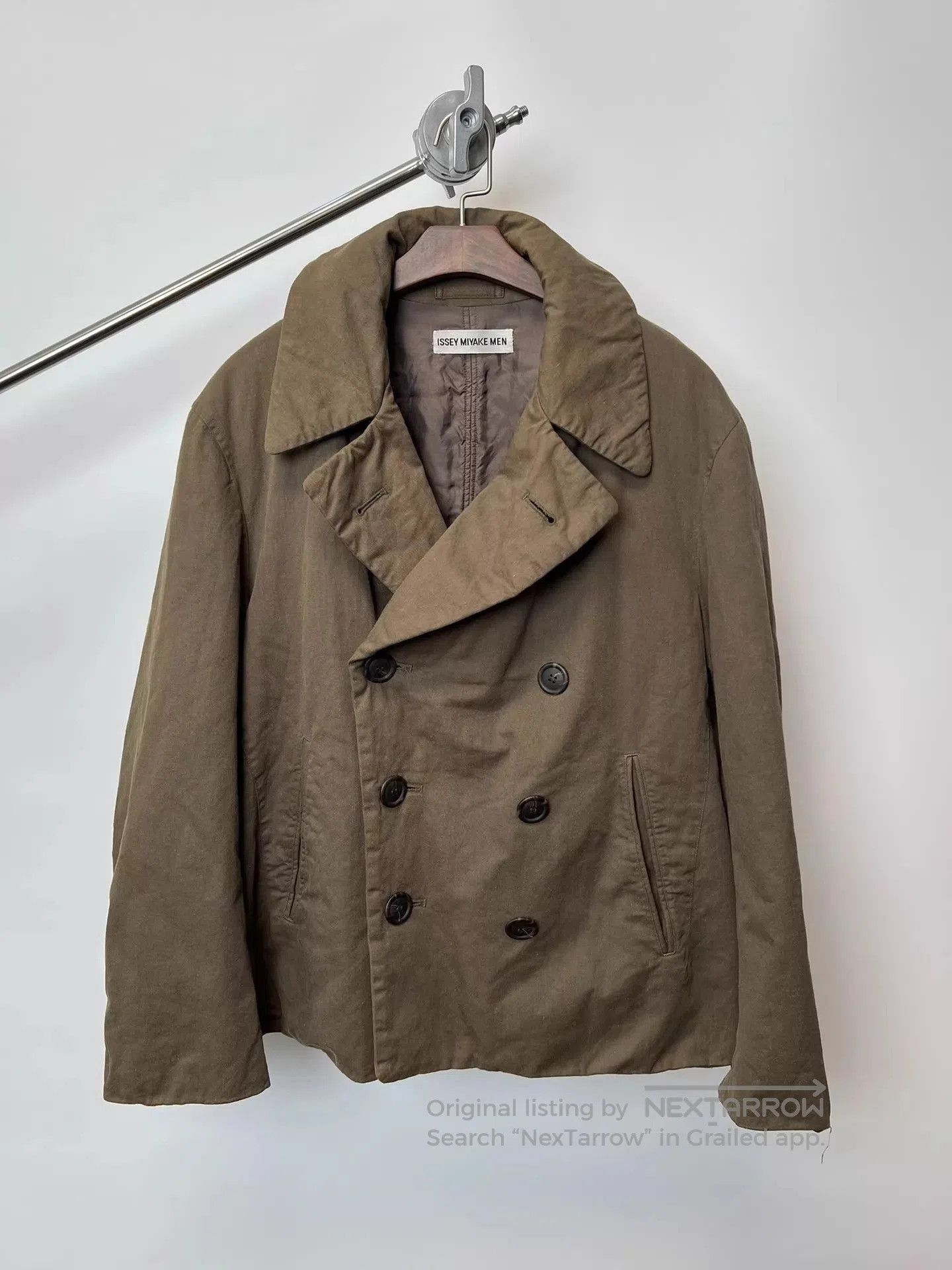 Issey Miyake Beige Double-Breasted Light Jacket Size M. Size US M / EU 48-50 / 2 - 4 Thumbnail