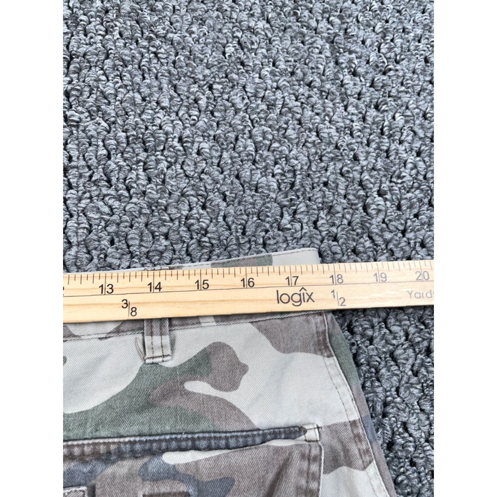 Vintage VINTAGE Nevada Camouflage Cargo Pants Men 35 x 28 Green Camo Straight Leg 90s Army Nature Outdoors Mens Size US 35 - 4 Thumbnail