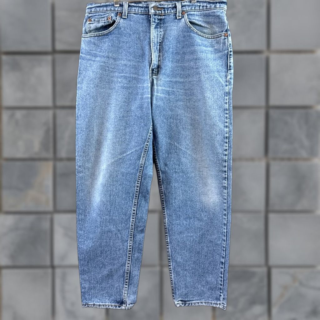 Levi's VINTAGE Levi's Jeans Mens 36x30 Blue 90s Denim Distressed 550 38x30 Levis 500 Series 5-Pocket Mens Jeans Size US 38 / EU 54 - 1 Thumbnail