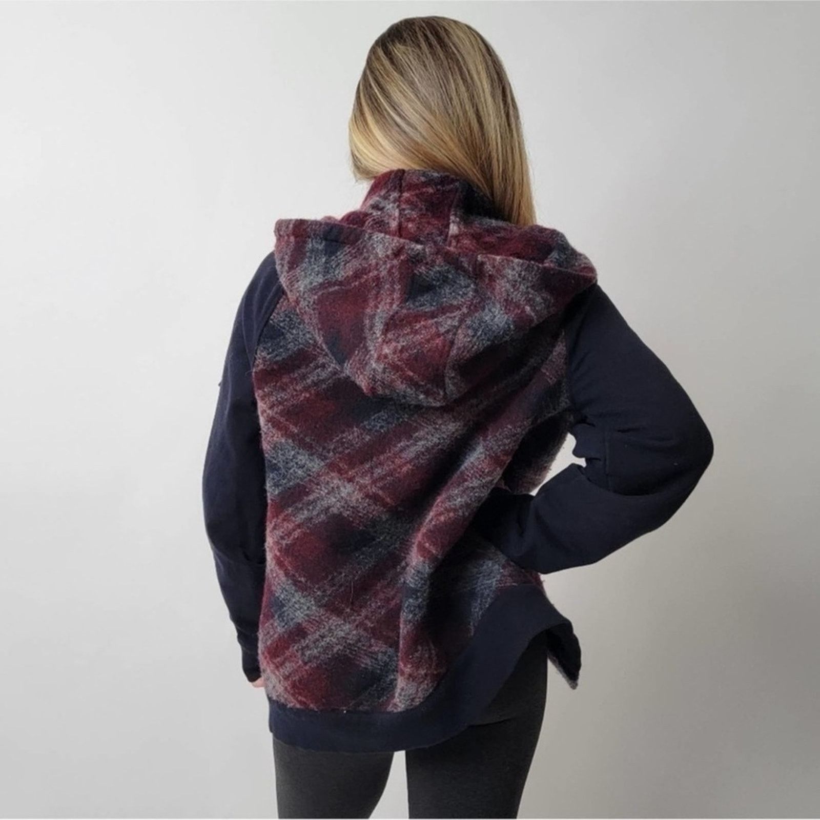 Armani Exchange Armani Exchange Wool Plaid Bomber Jacket Size M / US 6-8 / IT 42-44 - 8 Thumbnail