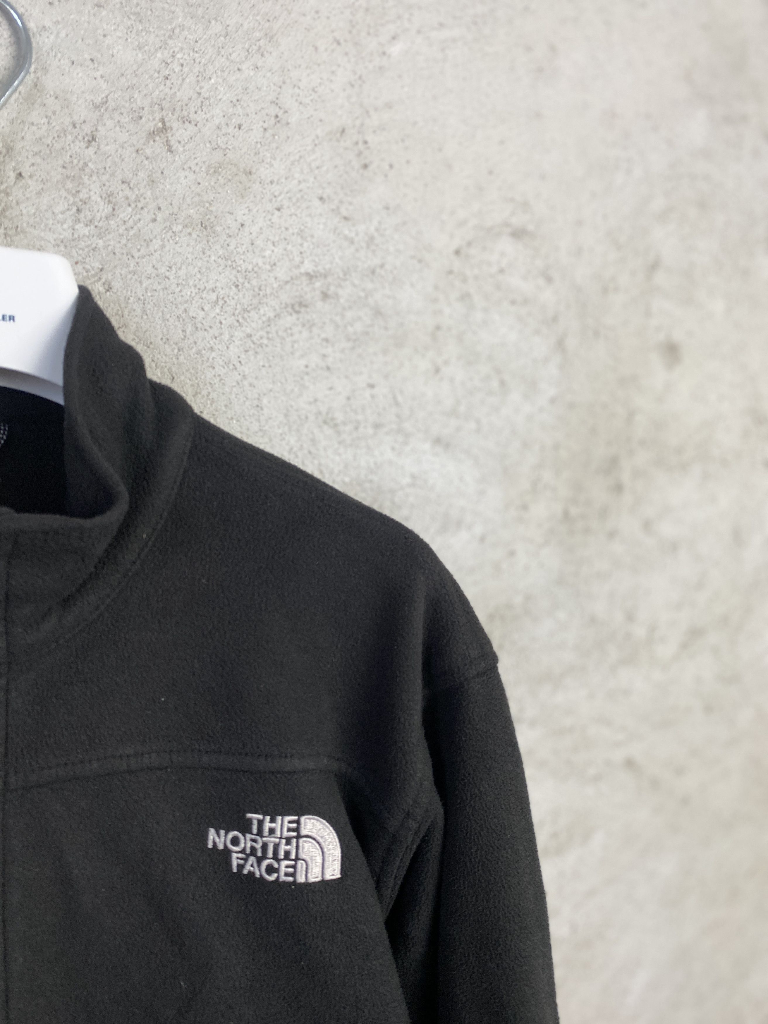 The North Face TNF The North Face small logo zip-up fleece sweatshirt Size US M / EU 48-50 / 2 - 2 Thumbnail