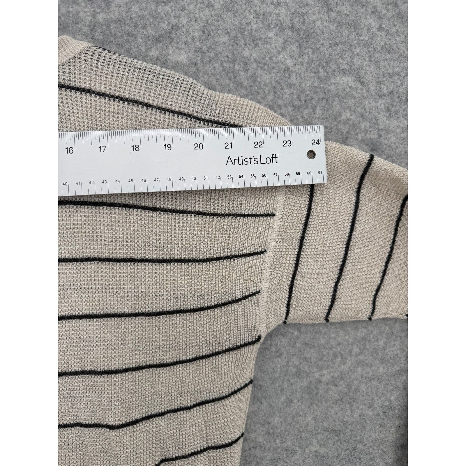 Prana NWT prAna Oatmeal Stripe Milani V-Neck Sweater Size SMALL Size S / US 4 / IT 40 - 7 Thumbnail