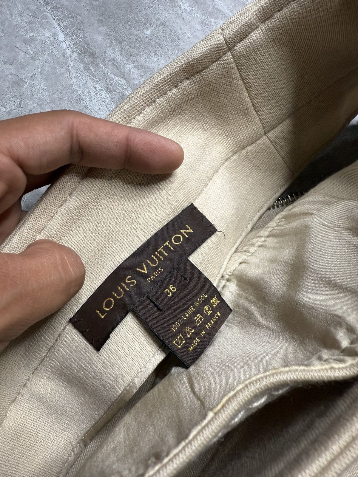 Louis Vuitton Louis Vuitton Wrap Zip Skirt W/ Giant Puller Size 26" / US 2 / IT 38 - 6 Thumbnail