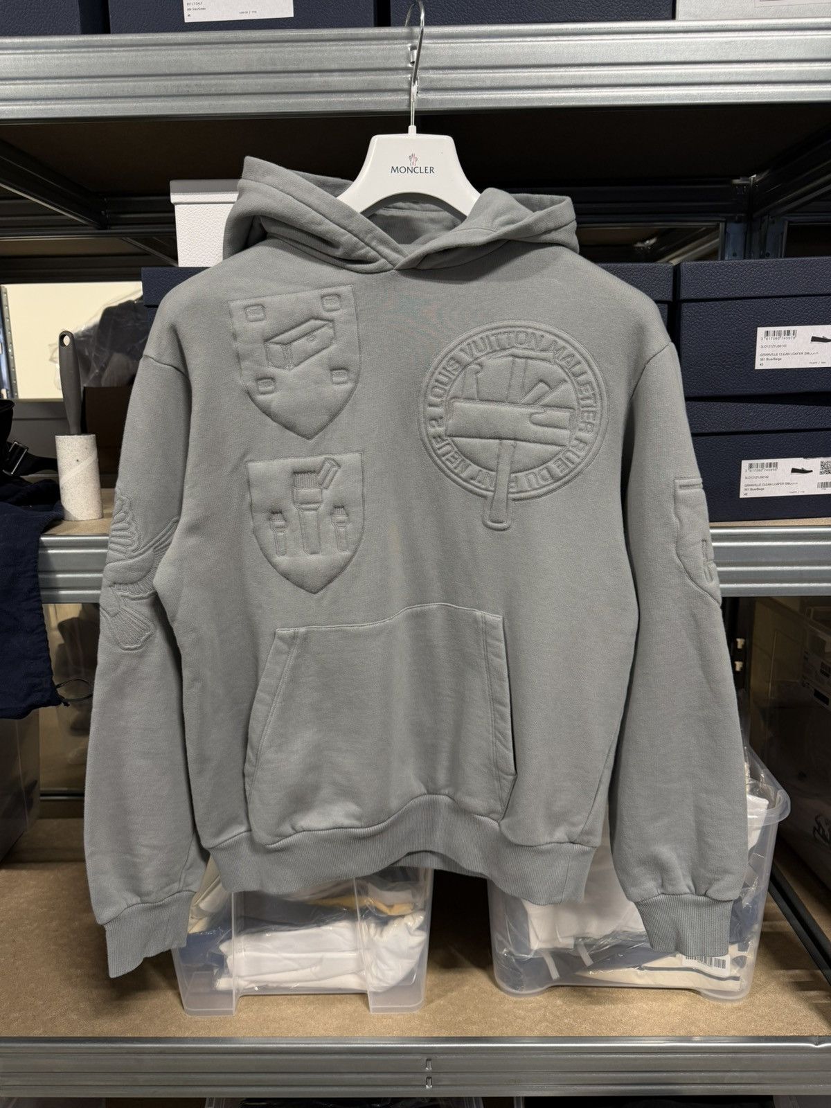 Louis Vuitton Louis Vuitton Logo Embroidery Hoodie NEW 2000$ Size US XS / EU 42 / 0 - 1 Thumbnail