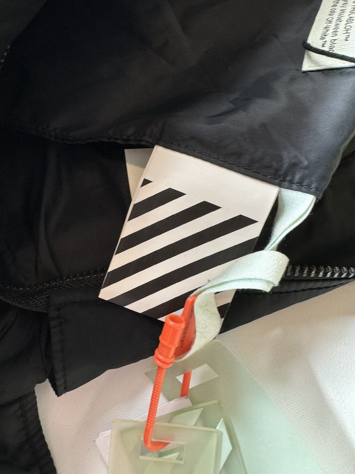 Off-White “PUFFY BLACK BAG” by Virgil ABLOH Size ONE SIZE - 17 Thumbnail