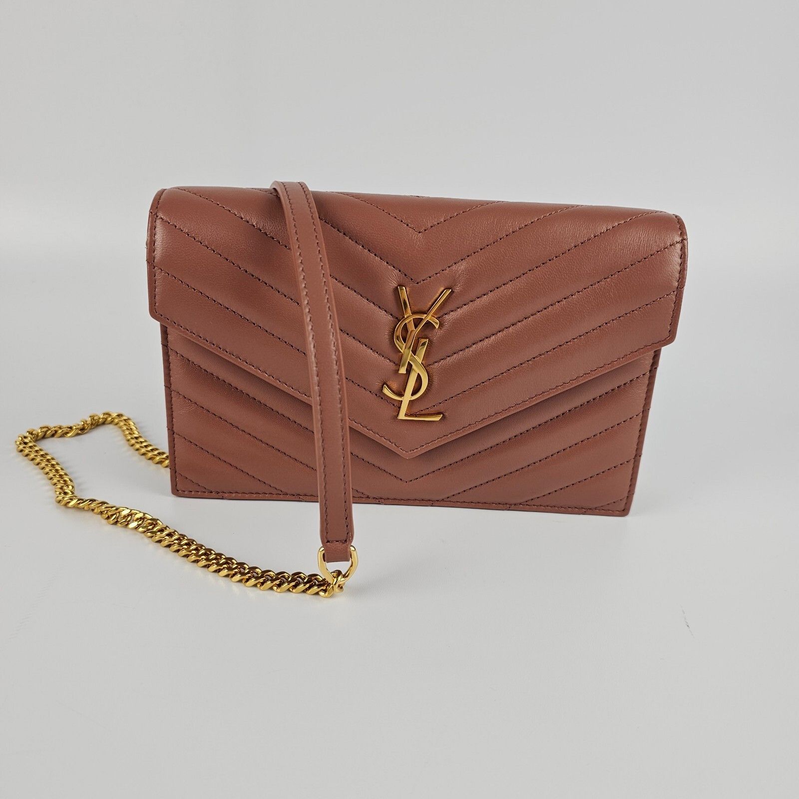 Saint Laurent Paris SAINT LAURENT Cassandre Envelope Barely Pink Leather Chain W Size ONE SIZE - 3 Thumbnail