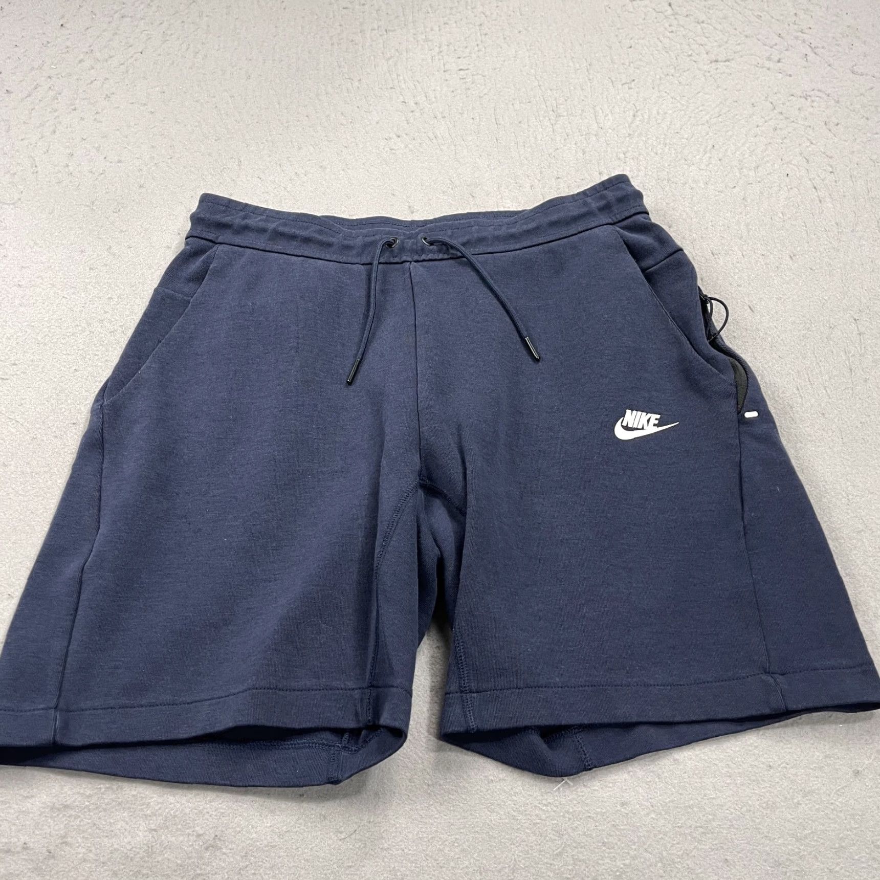 Nike Nike Tech Shorts Mens Small Navy Blue Fleece Gym NSW 8 Inch Inseam Clothes Sports Pocket Drawstring Elastic Waist Pockets Logo Quick Size US 29 - 2 Thumbnail