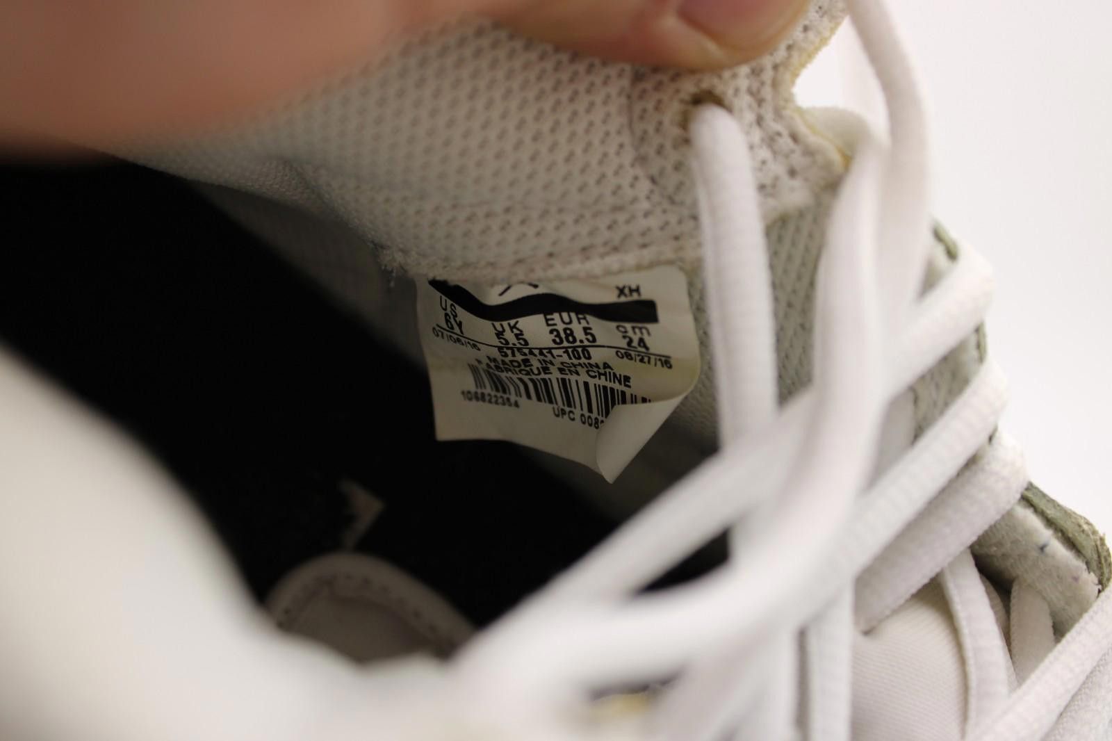 Jordan Brand Nike Air Jordan 1 Retro High OG White 575441-100 Size 6 Size US 6 / EU 39 - 8 Thumbnail