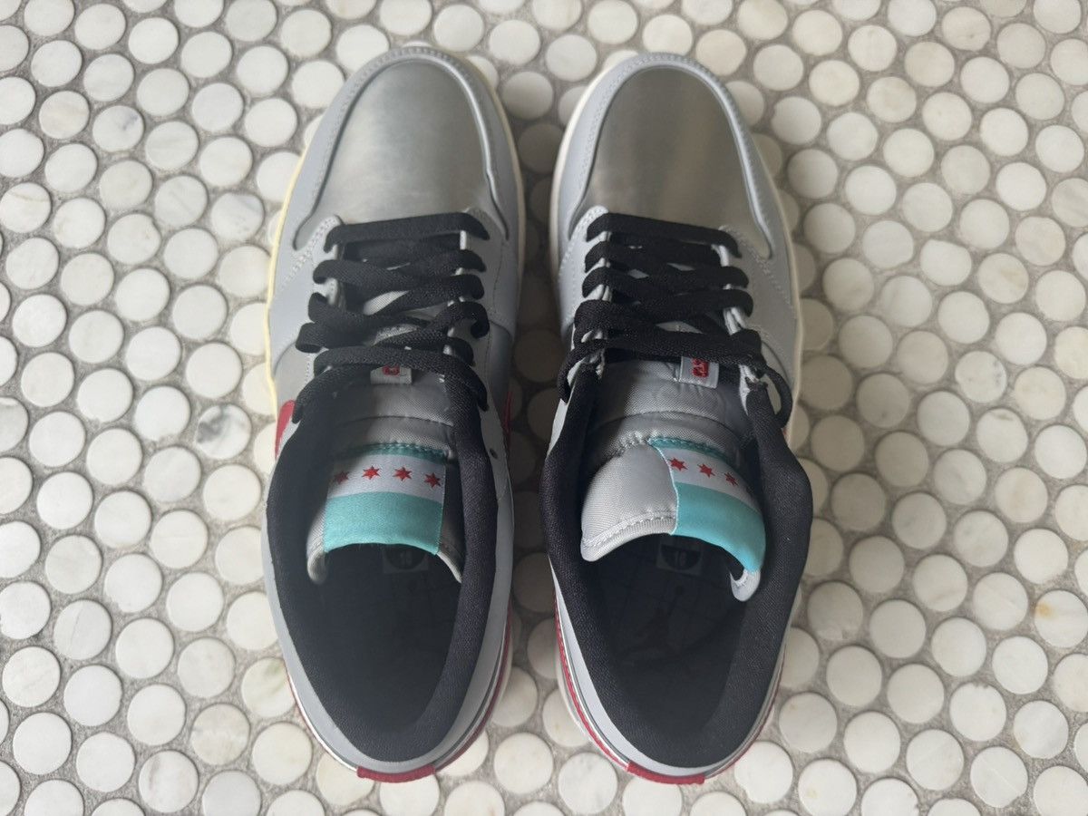 Jordan Brand 10 Jordan 1 Retro Low City Chicago Wolf Grey Metallic Silver Size US 10 / EU 43 - 2 Thumbnail