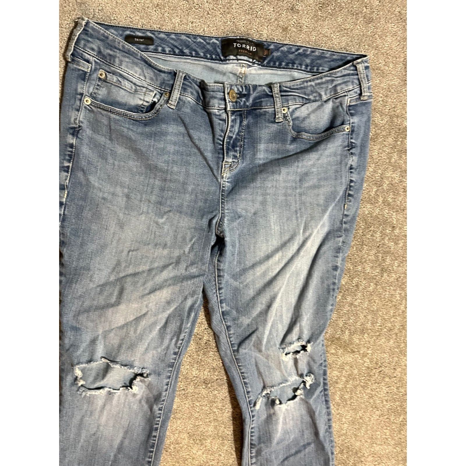 Torrid Torrid Jeans Women’s 16S Blue Skinny Ankle Premium Stretch Denim Cotton Distress 90s Bohemian City Classic Womens Size 38" / US 16 / IT 52 - 2 Thumbnail