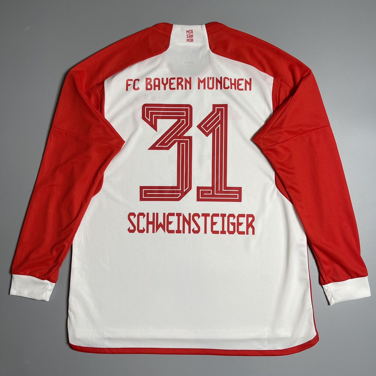 Adidas × Vintage BAYERN ADIDAS 2023/2024 FOOTBALL JERSEY #31 SCHWEINSTEIGER Size US XL / EU 56 / 4 - 1 Thumbnail