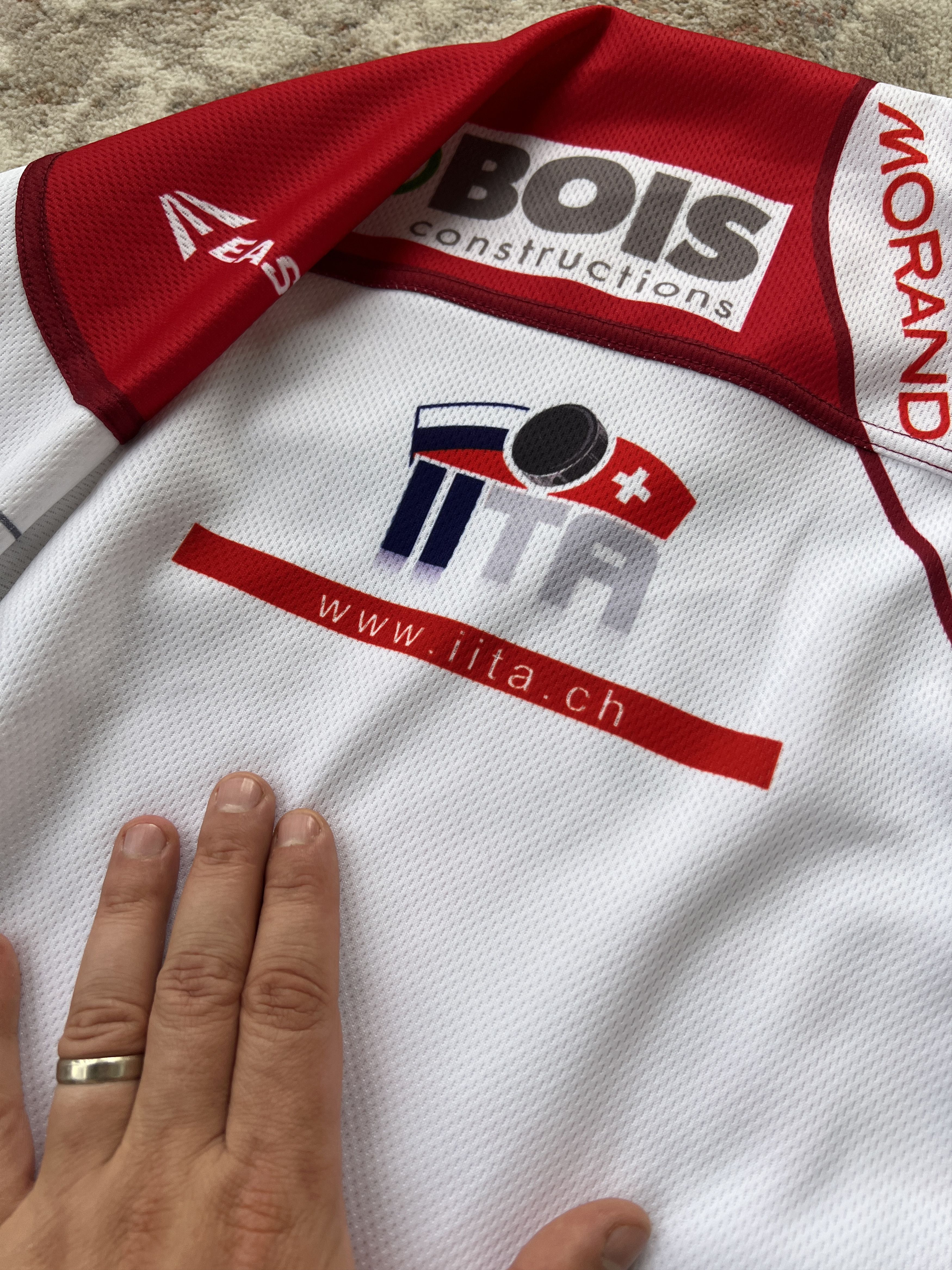 Other SW4U IITA Red Ice Knoepfli 27 Hockey Jersey Size US XL / EU 56 / 4 - 4 Thumbnail
