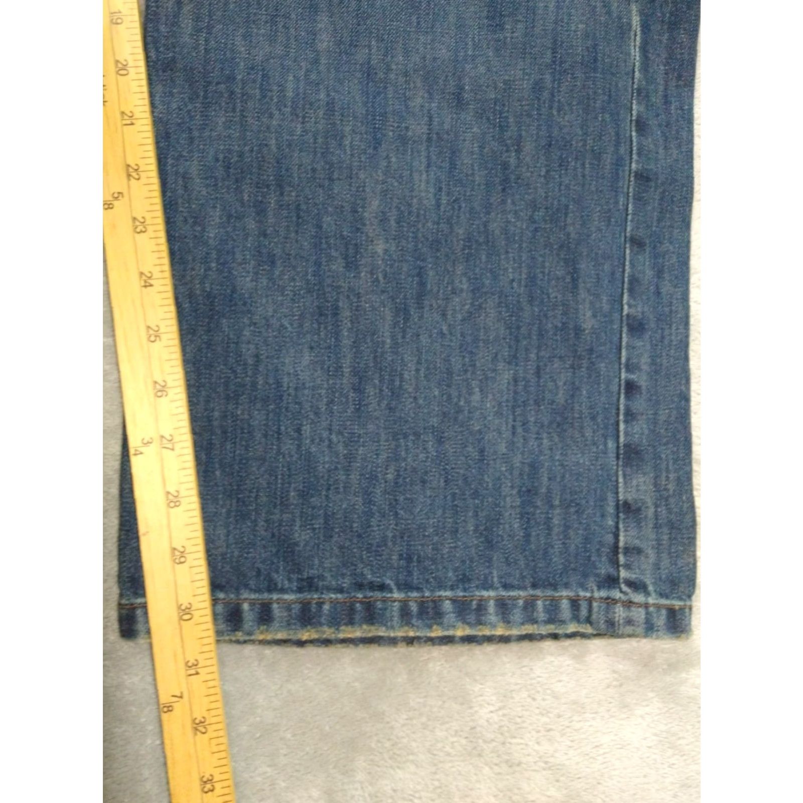 Old Navy Old Navy Jeans Men 44x32 Blue Denim Loose Straight Leg High Rise Dark Wash Jeans Regular Size Type: Jeans Men Wide 5-Pocket Pattern: Solid Size US 44 / EU 60 - 5 Thumbnail