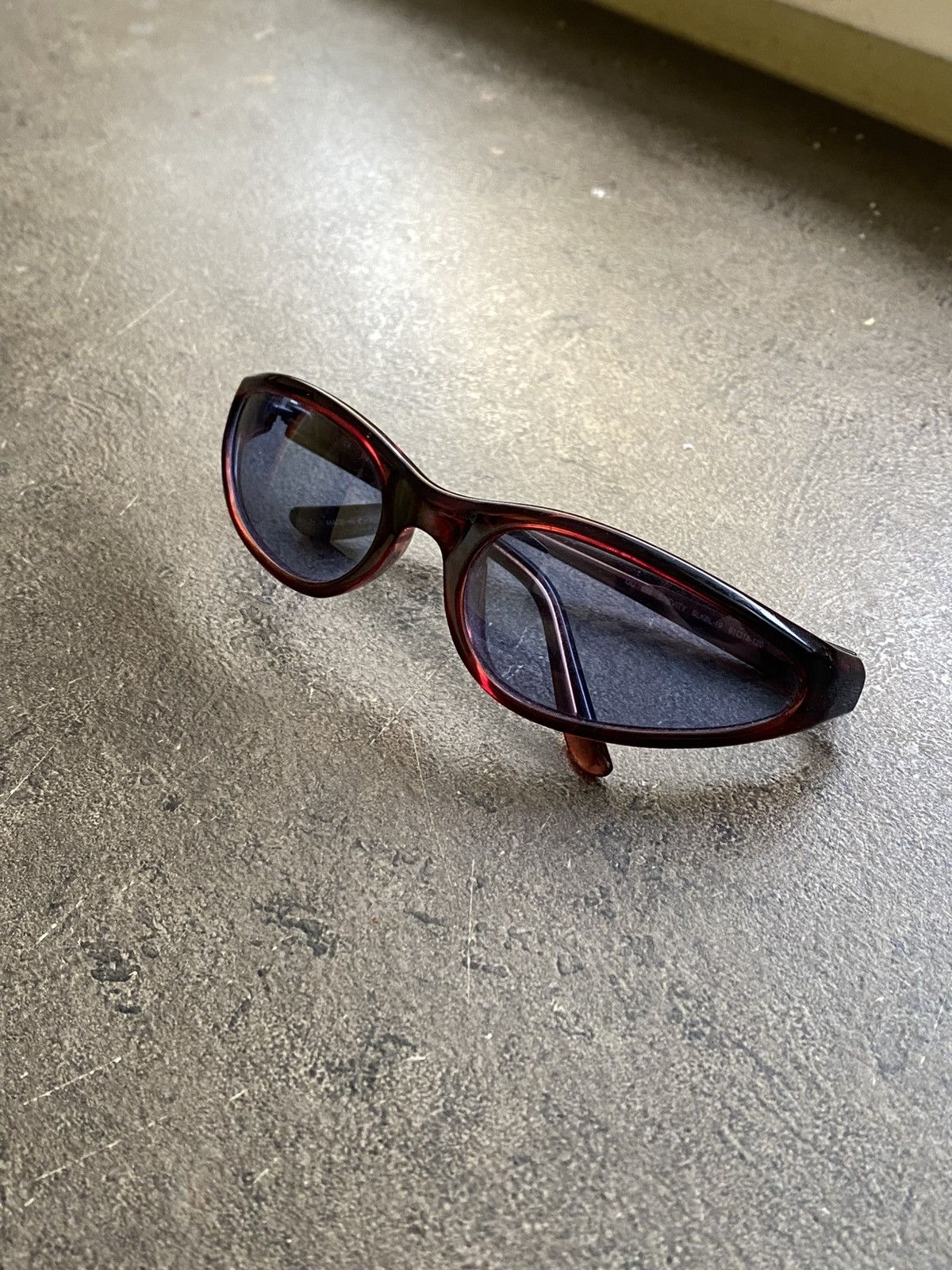 Guess × Vintage Guess vintage sunglasses 🕶️ Size ONE SIZE - 2 Thumbnail