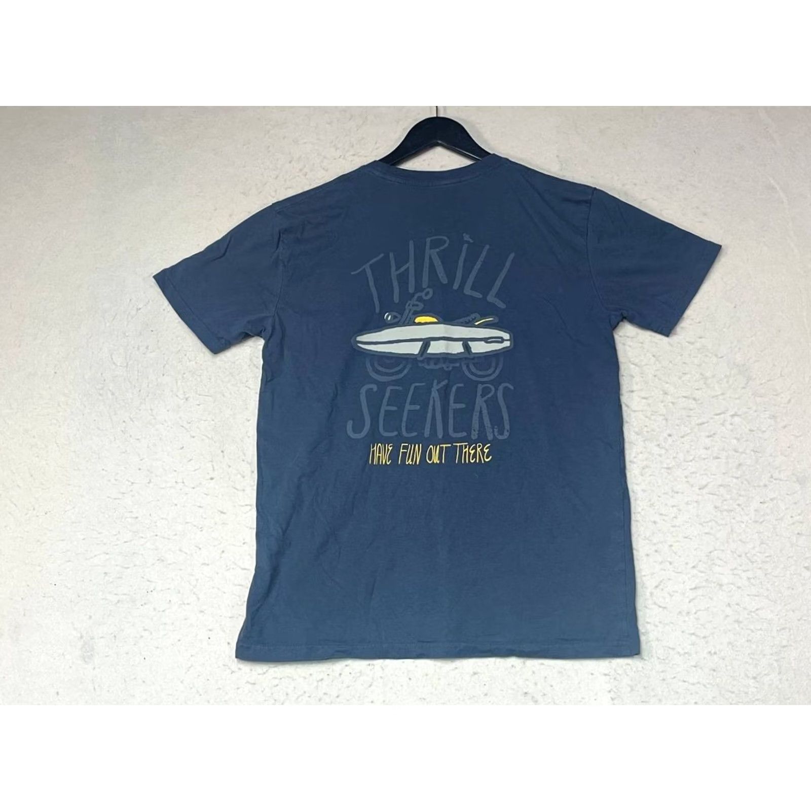 THRILLS Thrill Seekers T-Shirt Blue Short Sleeve 100% cotton Retro Size L Unisex Adults Mens Womens Size US L / EU 52-54 / 3 - 2 Thumbnail