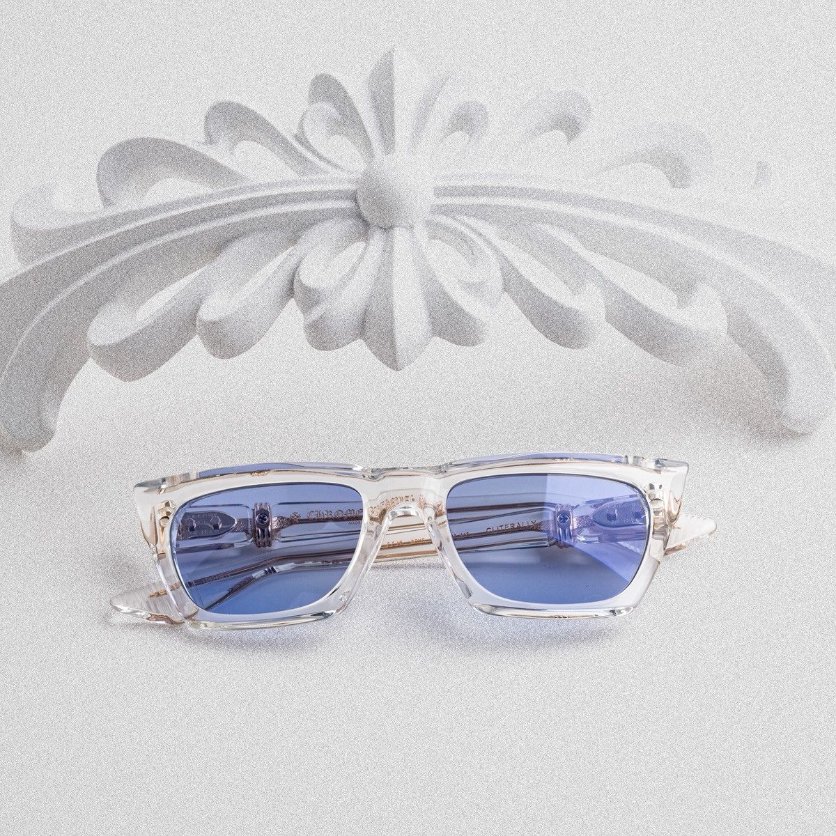 Chrome Hearts CHROME HEARTS CLITERALLY CRYSTAL SUNGLASSES Size ONE SIZE - 6 Thumbnail