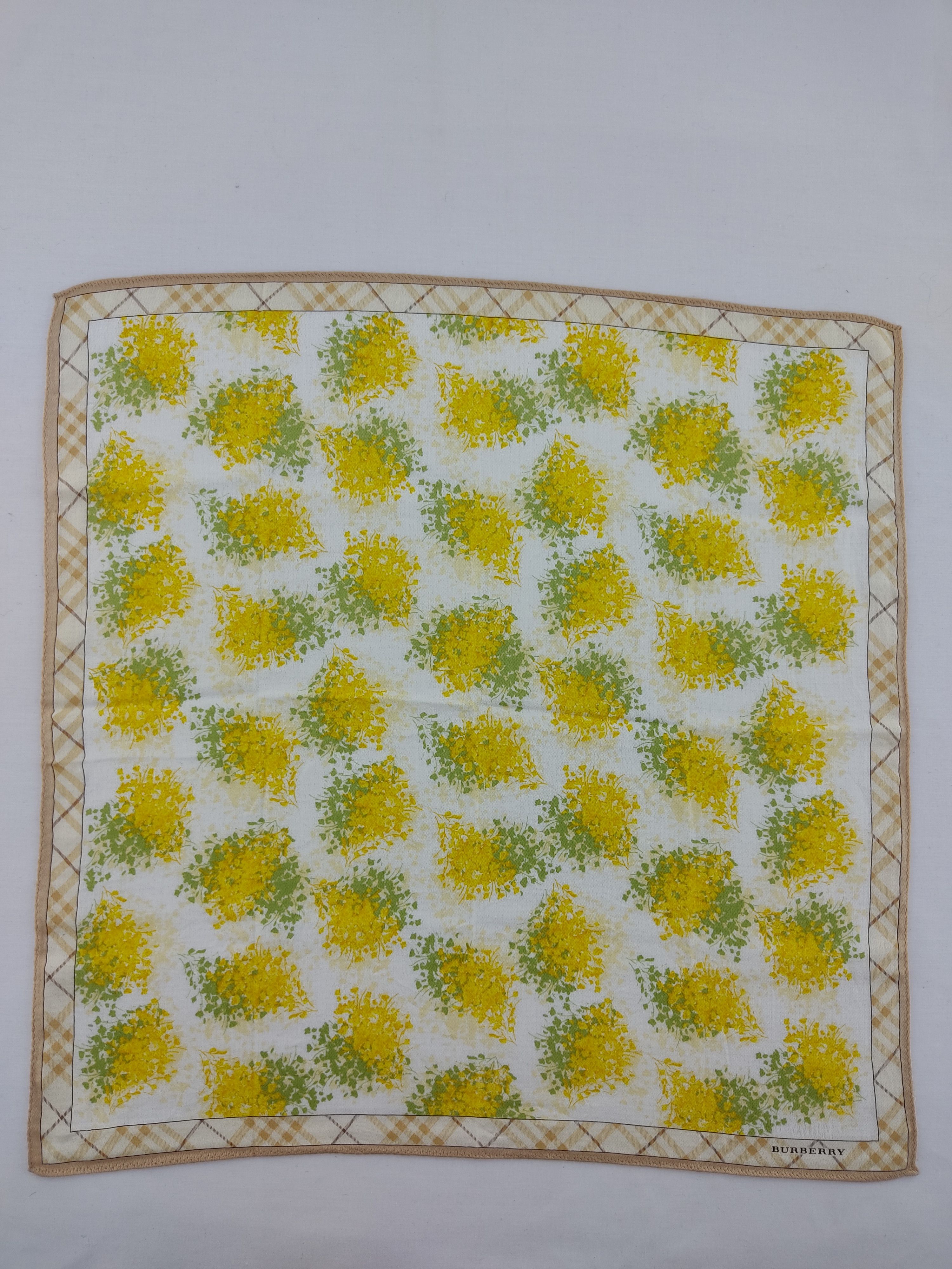 Burberry × Vintage Burberry Handkerchief / Neckwear / Bandana Size ONE SIZE - 3 Thumbnail