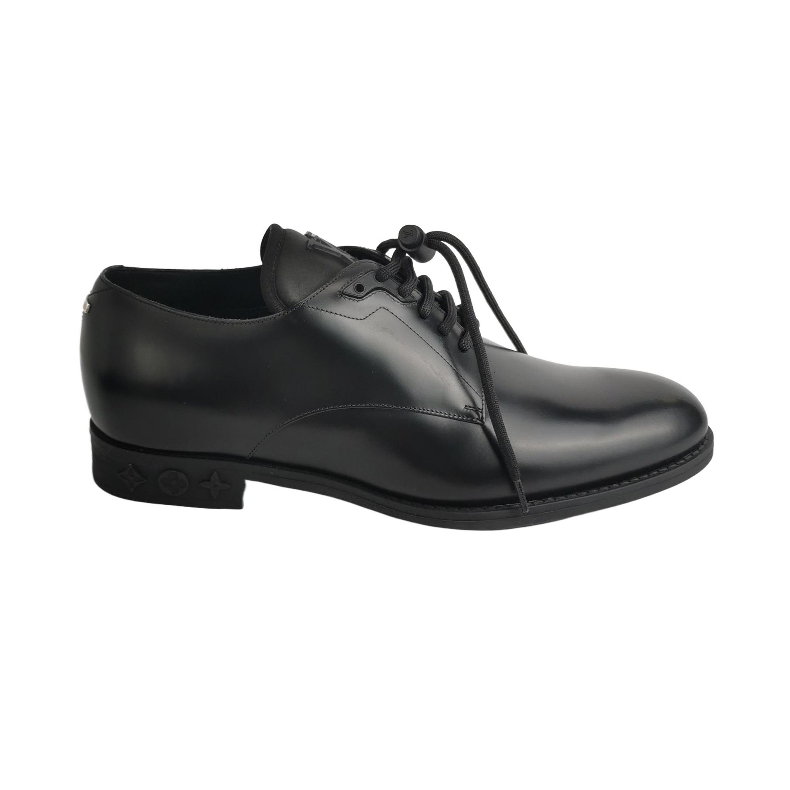 Louis Vuitton Louis Vuitton Logo Leather Derby Shoes 41 Size US 8 / EU 41 - 1 Thumbnail