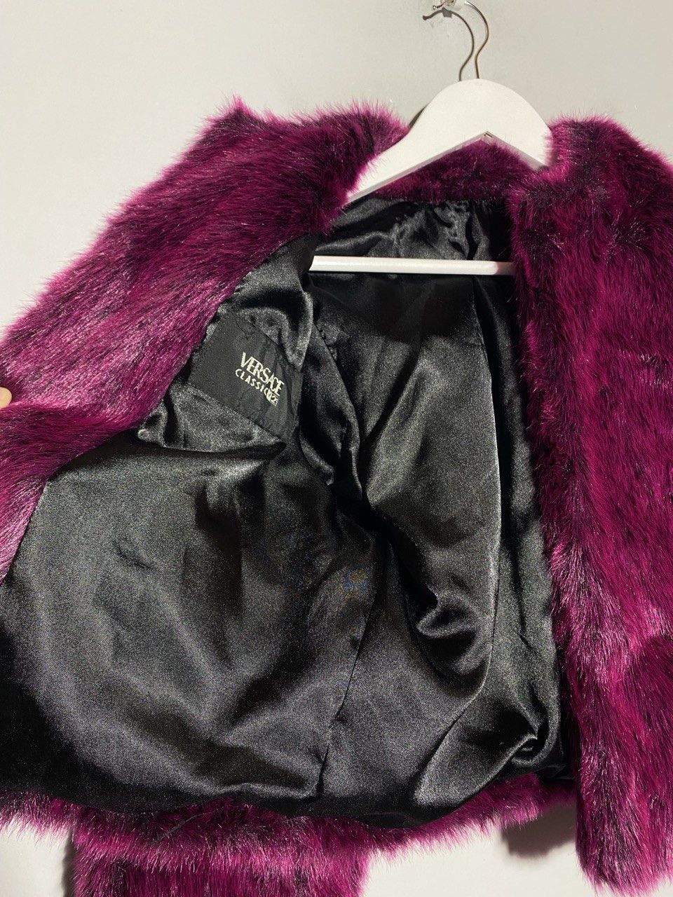 Versace Vintage 90s Versace Classic V2 Y2k Faux Fur Coat Jacket Size L / US 10 / IT 46 - 9 Thumbnail