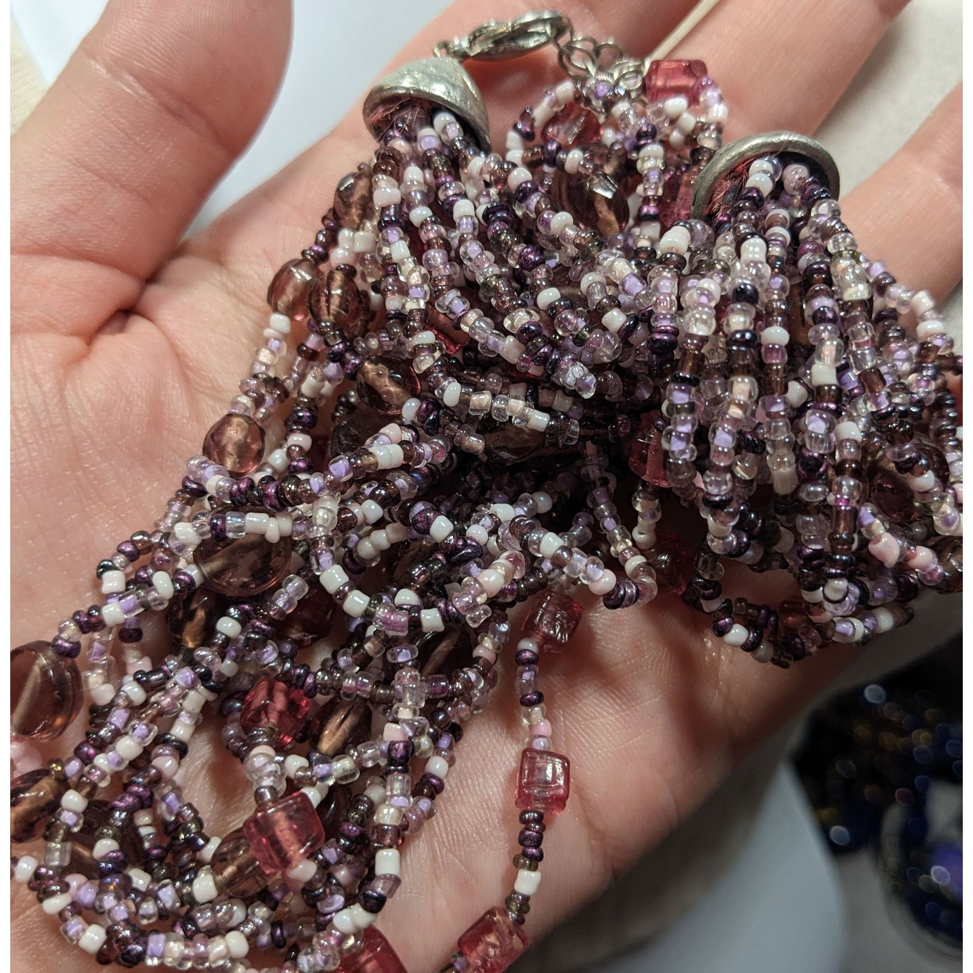 Other Whimsical Purple And White Glass Beaded Layered Necklace Size ONE SIZE - 5 Thumbnail