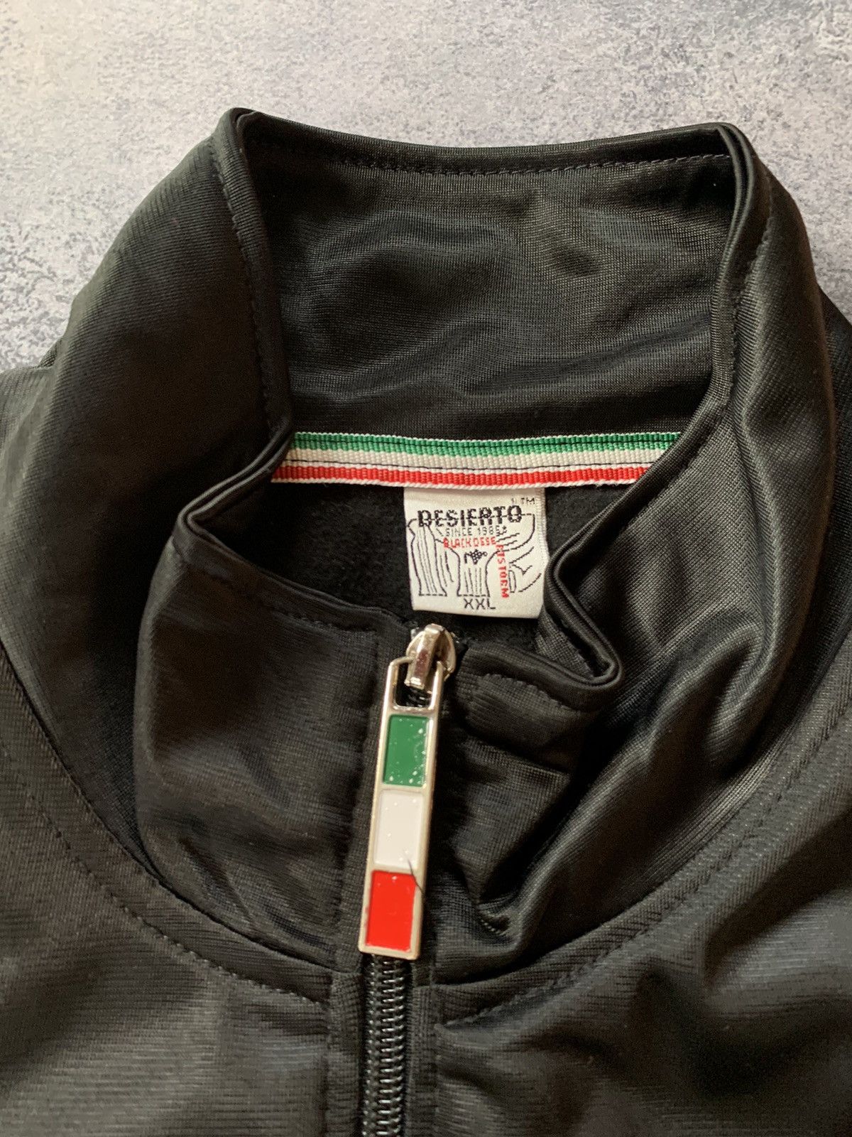 Vintage Vintage Italia Track Zip Up Sweatshirt Y2K Size US L / EU 52-54 / 3 - 7 Thumbnail
