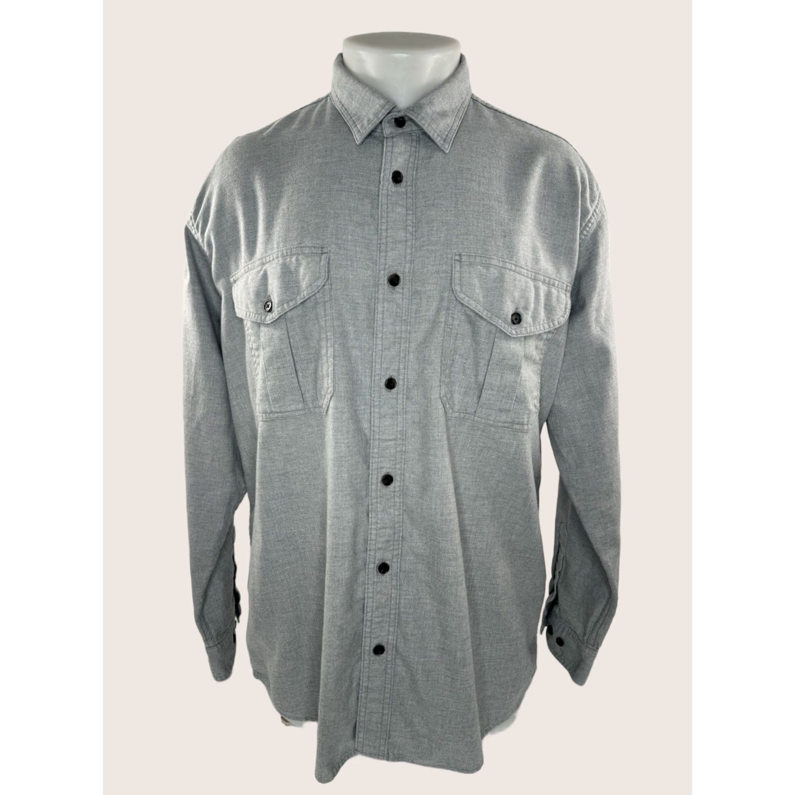Filson FILSON Flannel Work Shirt Mens L Gray Long Sleeve Button-Up XL? (Original Size: L) Size US L / EU 52-54 / 3 - 1 Thumbnail