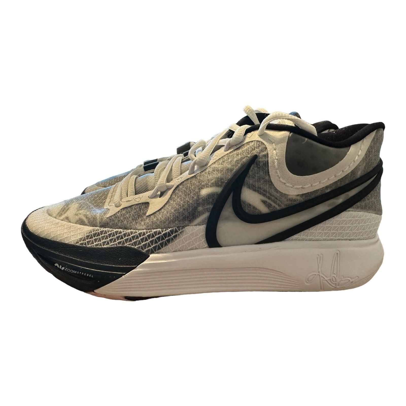 Nike‎ Kyrie 8 \