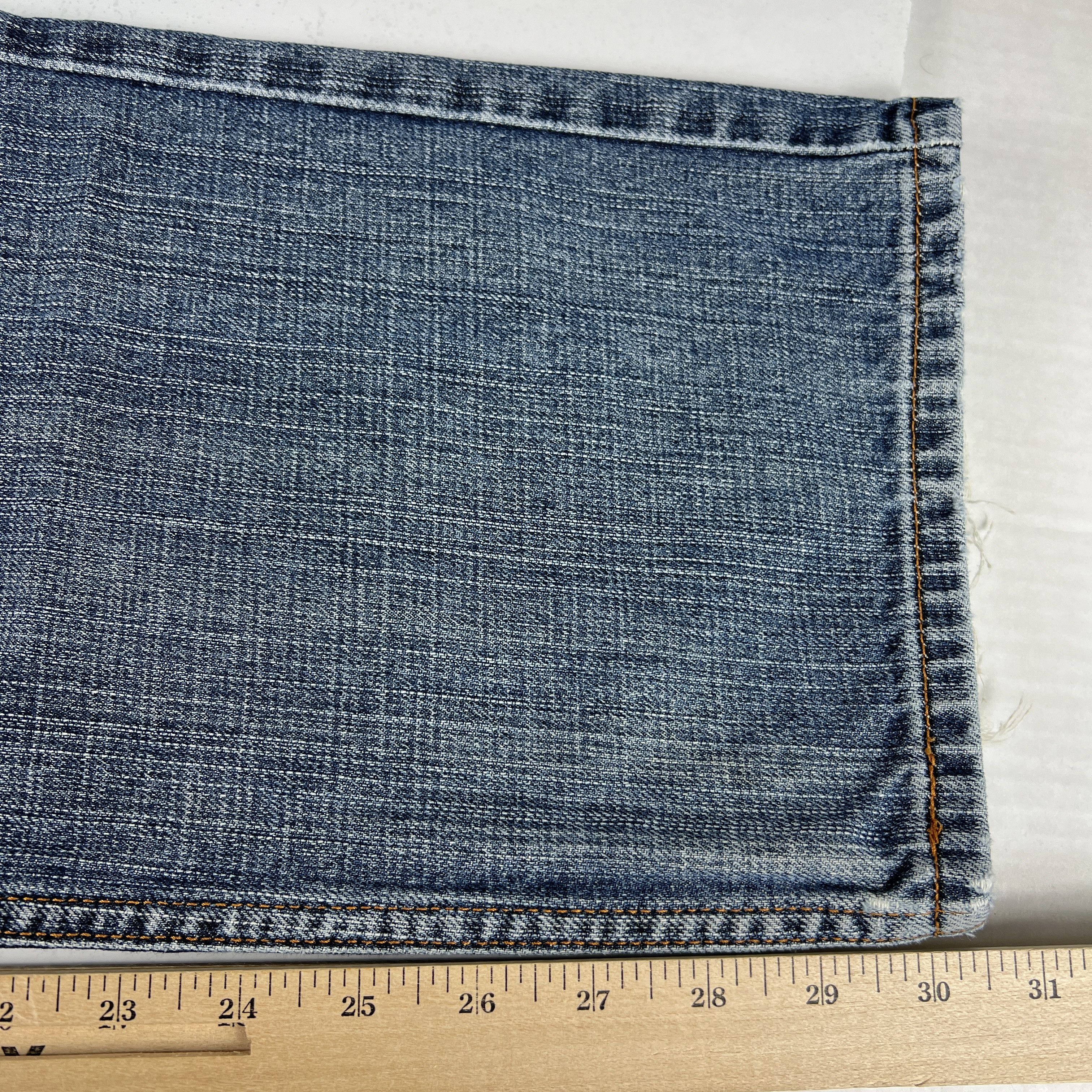 Levi's Y2K Levi's Jeans 559 Relaxed Straight Blue Thrashed Denim Size US 34 / EU 50 - 21 Thumbnail