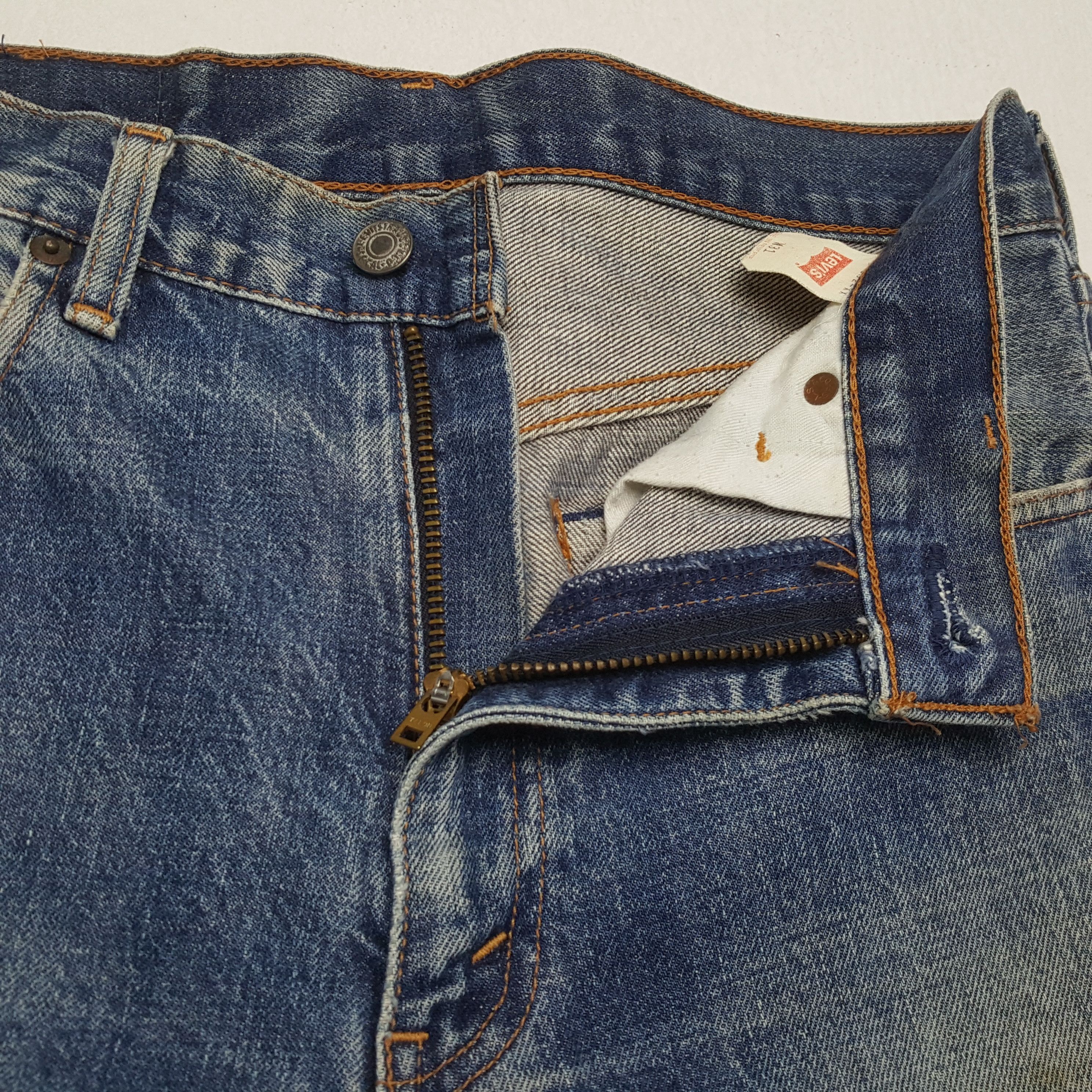 Levi's × Vintage LEVI'S Big E Selvedge Distressed Jeans Streetwear Size US 29 - 13 Thumbnail