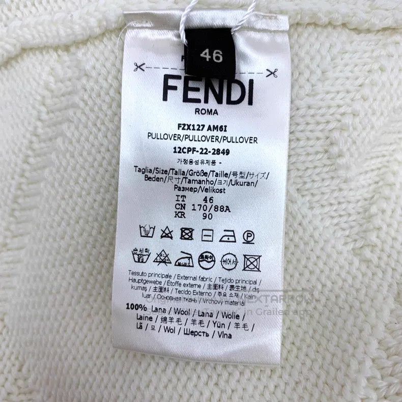 Fendi Fendi Beige logo letter embossed full-print merino wool ro Size US S / EU 44-46 / 1 - 7 Thumbnail