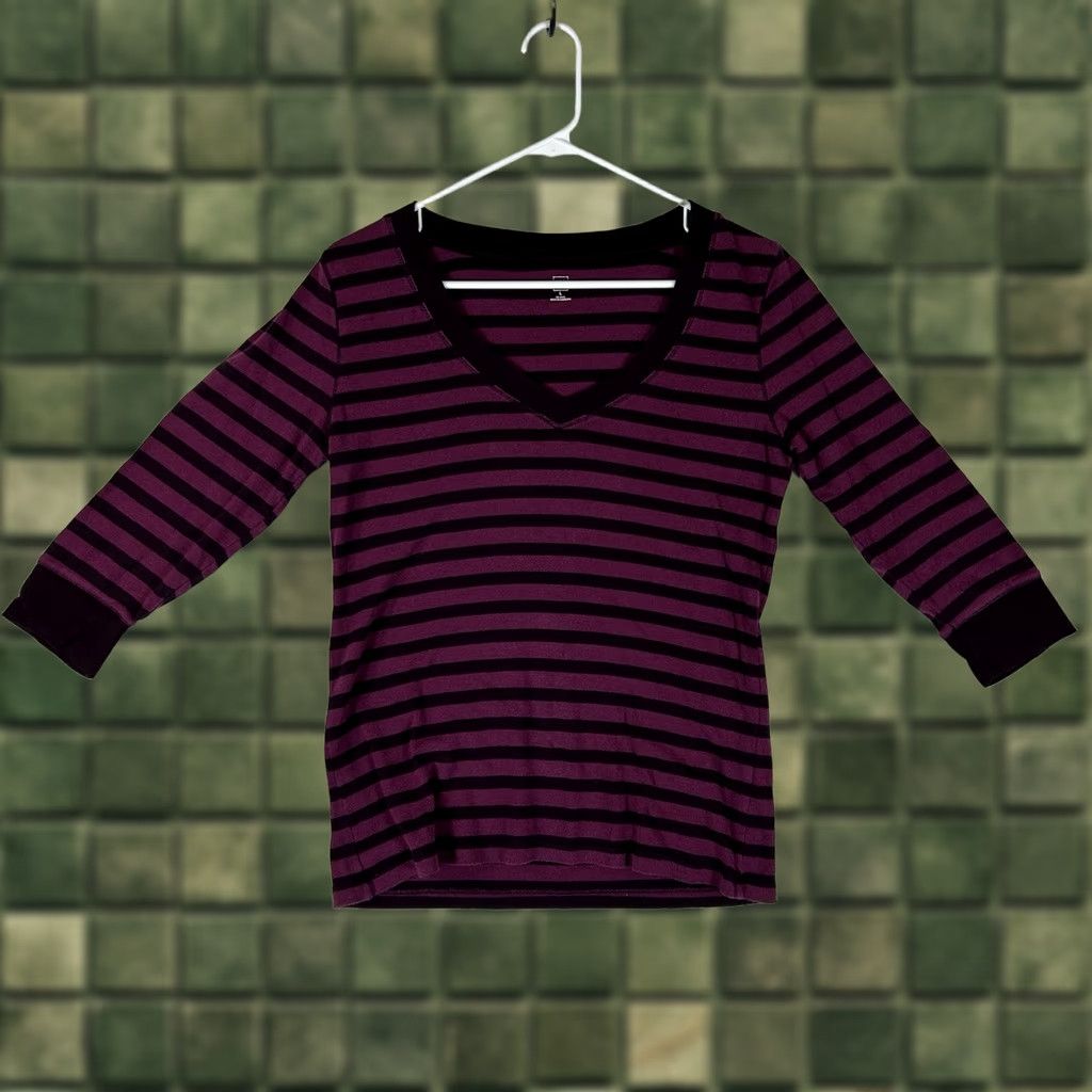 Gap Gap Shirt Womens Large Pink Striped V-Neck 3/4 Sleeve Cotton Tee Size L / US 10 / IT 46 - 1 Thumbnail