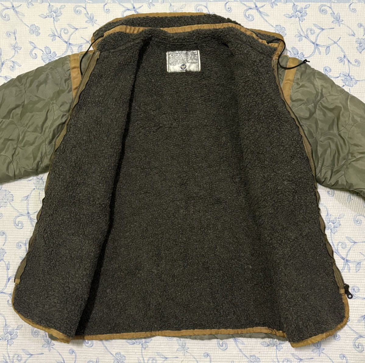 Avirex Avirex Quilted Sherpa Jacket Size US M / EU 48-50 / 2 - 7 Thumbnail