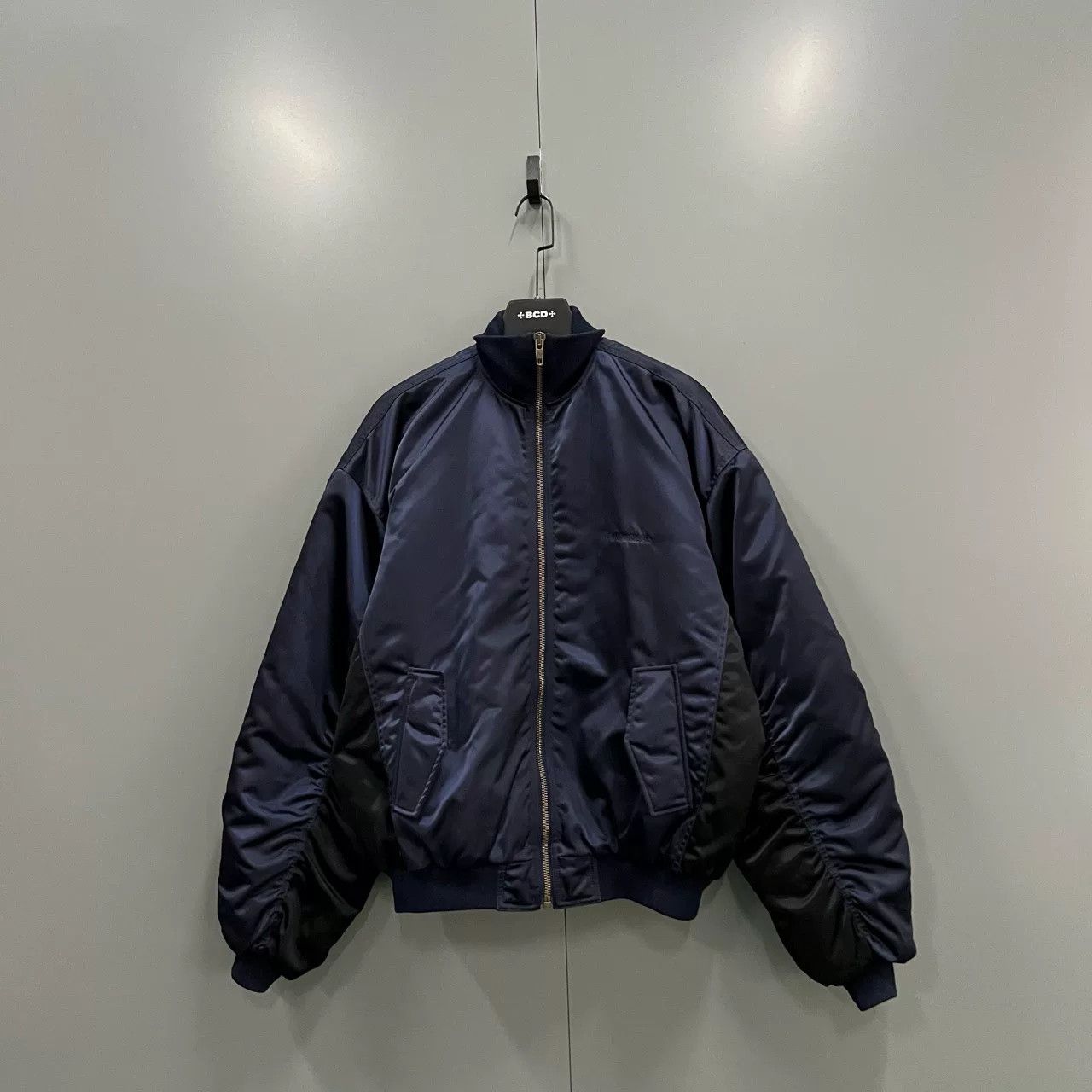 Balenciaga balenciaga embroidered logo er jacket Size US L / EU 52-54 / 3 - 1 Thumbnail