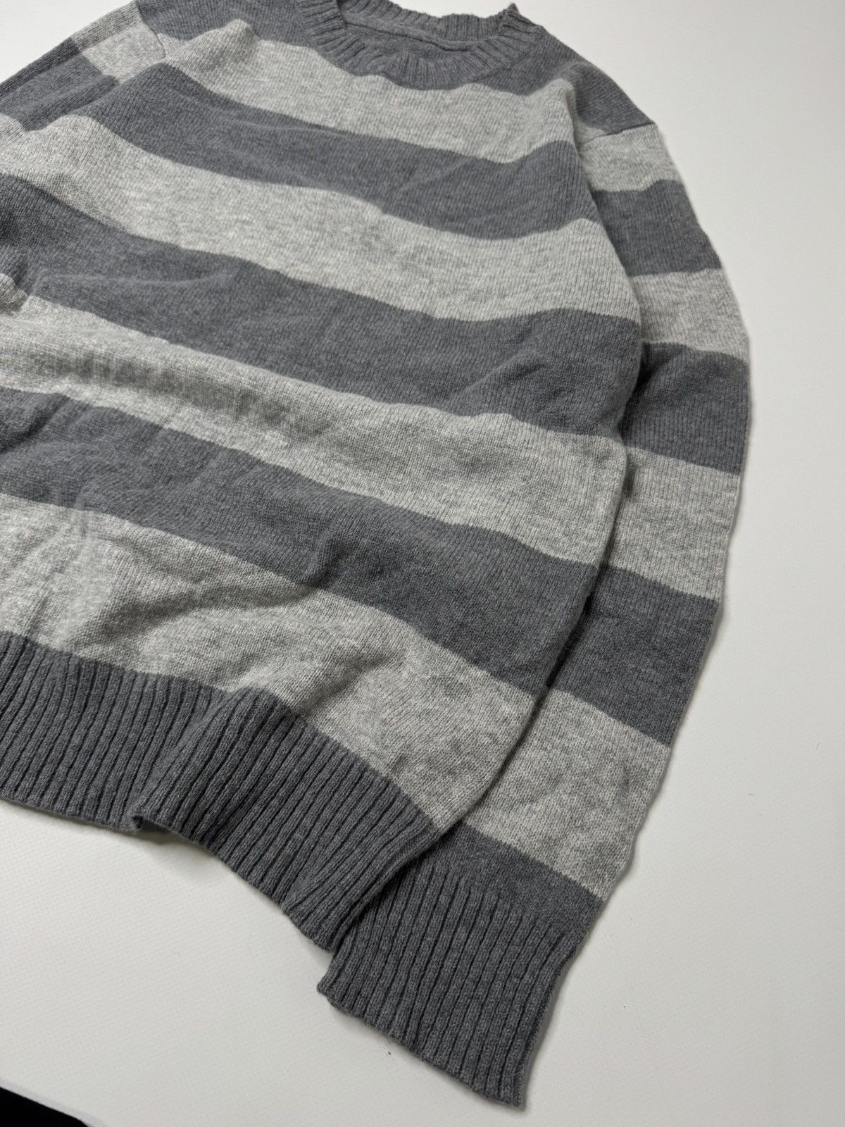 Vintage Vintage 60% wool knit sweater avant garde striped y2k lgb Size US M / EU 48-50 / 2 - 4 Thumbnail